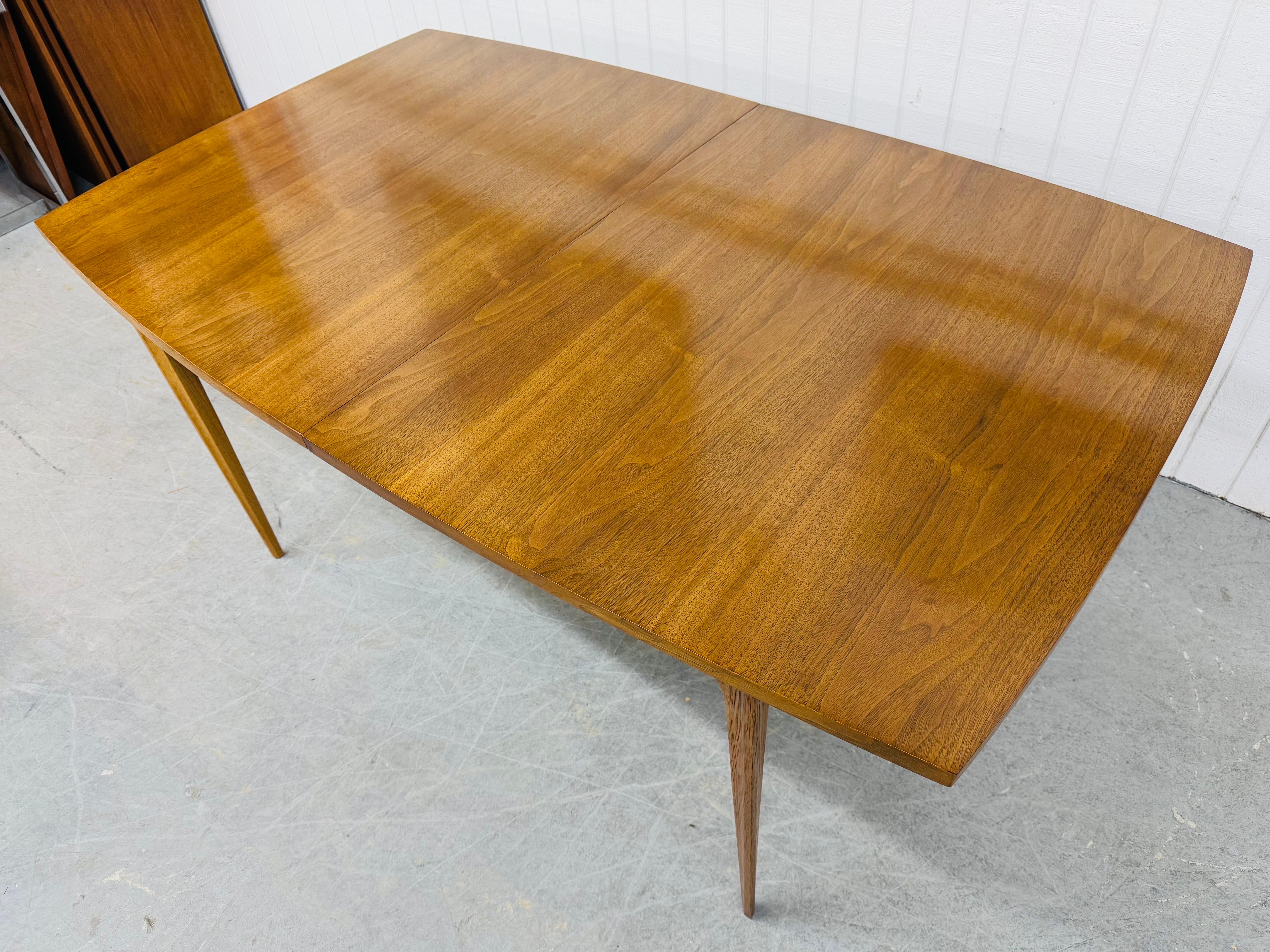 American Mid-Century Modern Broyhill Brasilia Walnut Dining Table For Sale