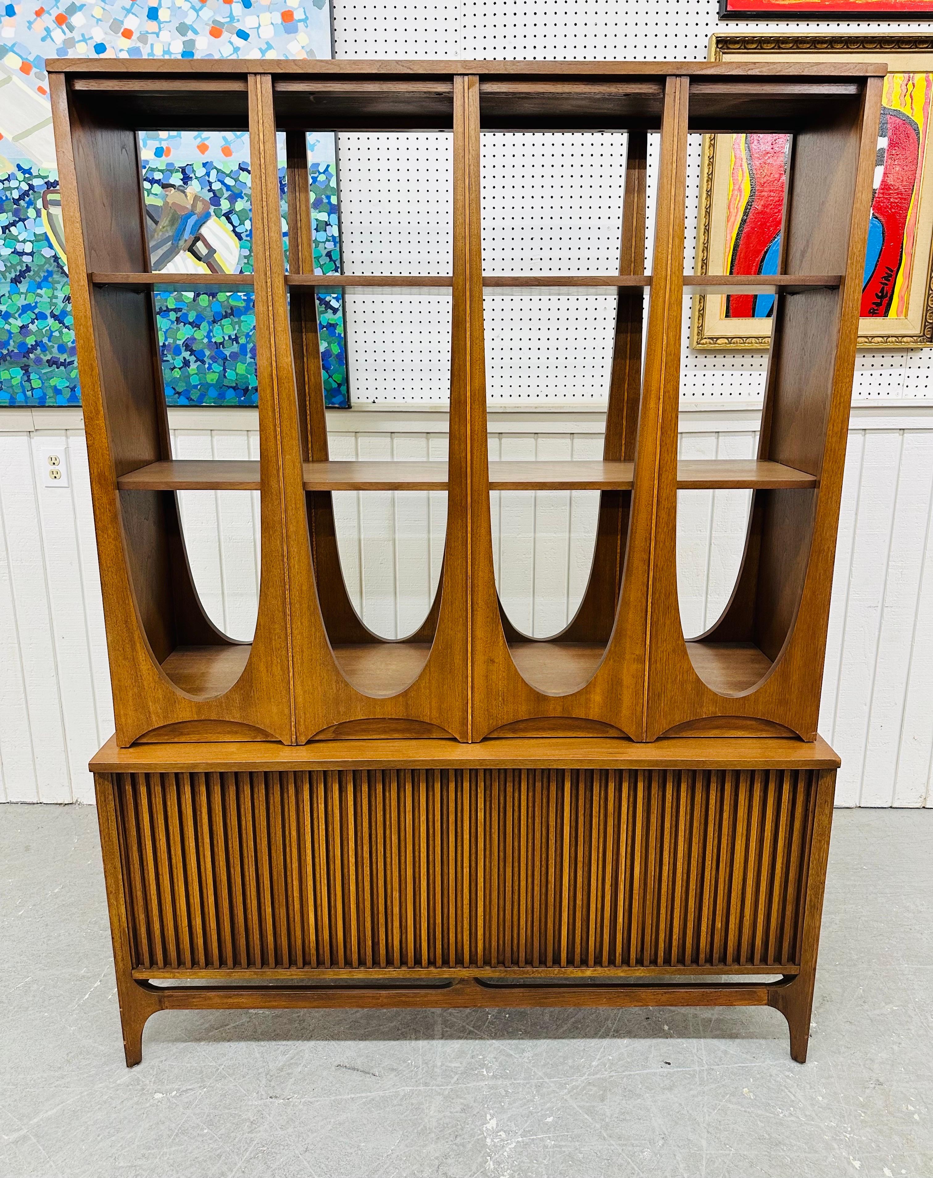 Mid-Century Modern Broyhill Brasilia Walnut Room Divider 3