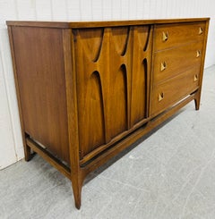 Mid-Century Modern Broyhill Brasilia Walnut Sideboard