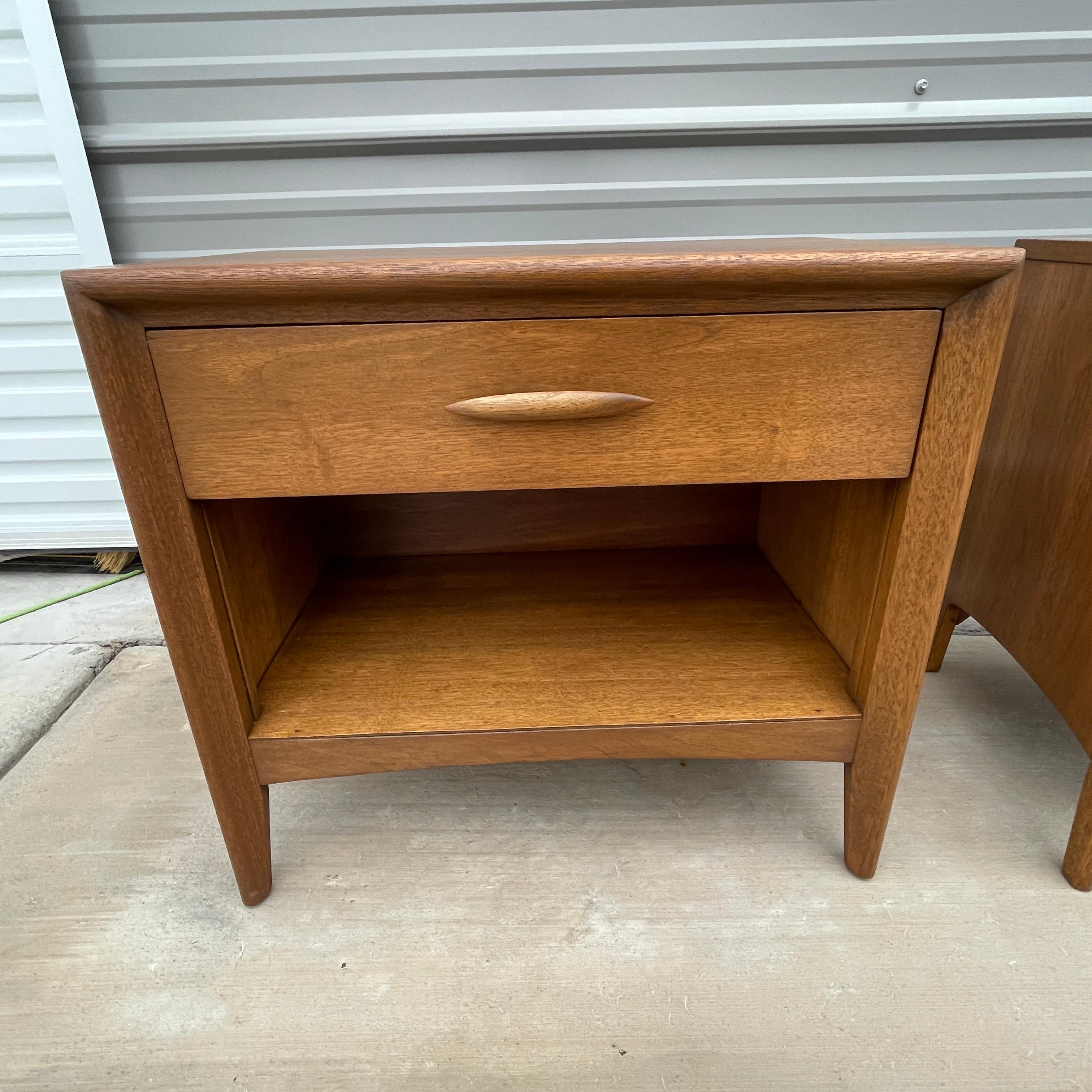 American Mid Century Modern Broyhill Emphasis Nightstands- a Pair