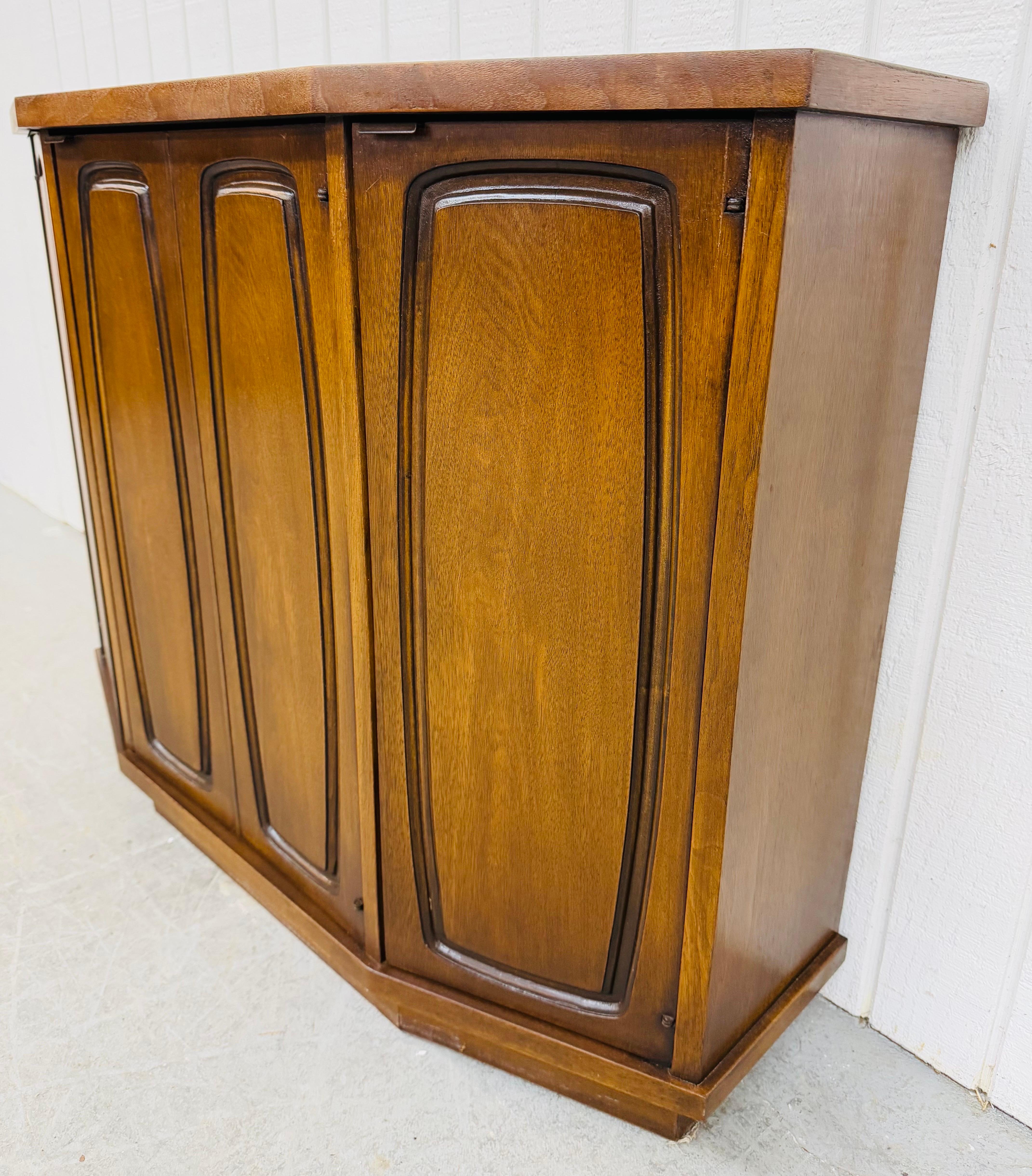 American Mid-Century Modern Broyhill Emphasis Walnut Console