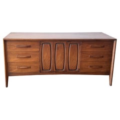 Mid Century Modern Broyhill Emphasis Walnut Dresser