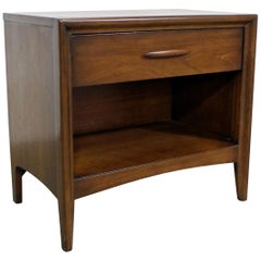 Retro Mid-Century Modern Broyhill 'Emphasis' Walnut Nightstand