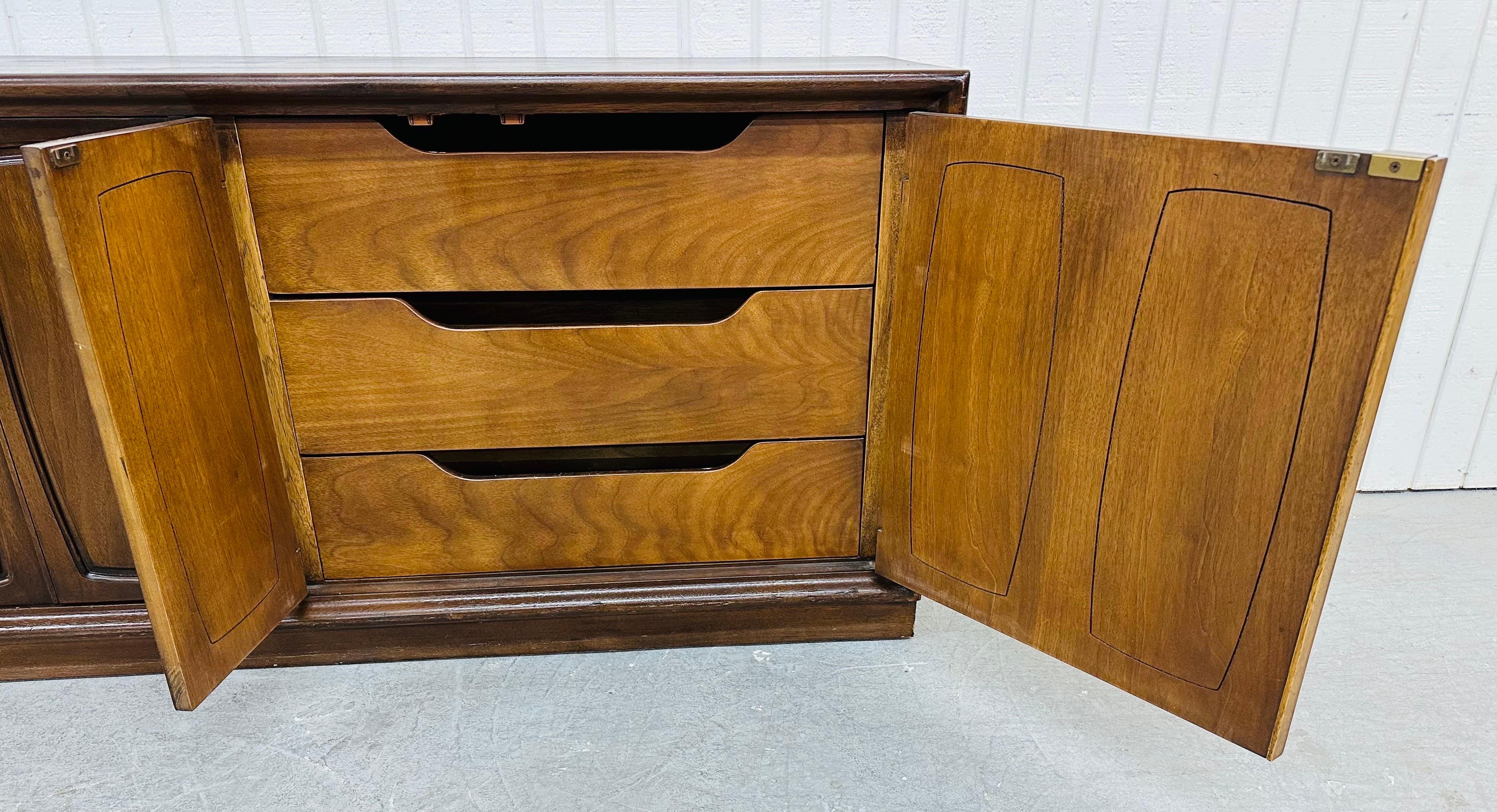 Wood Mid-Century Modern Broyhill Emphasis Walnut Sideboard