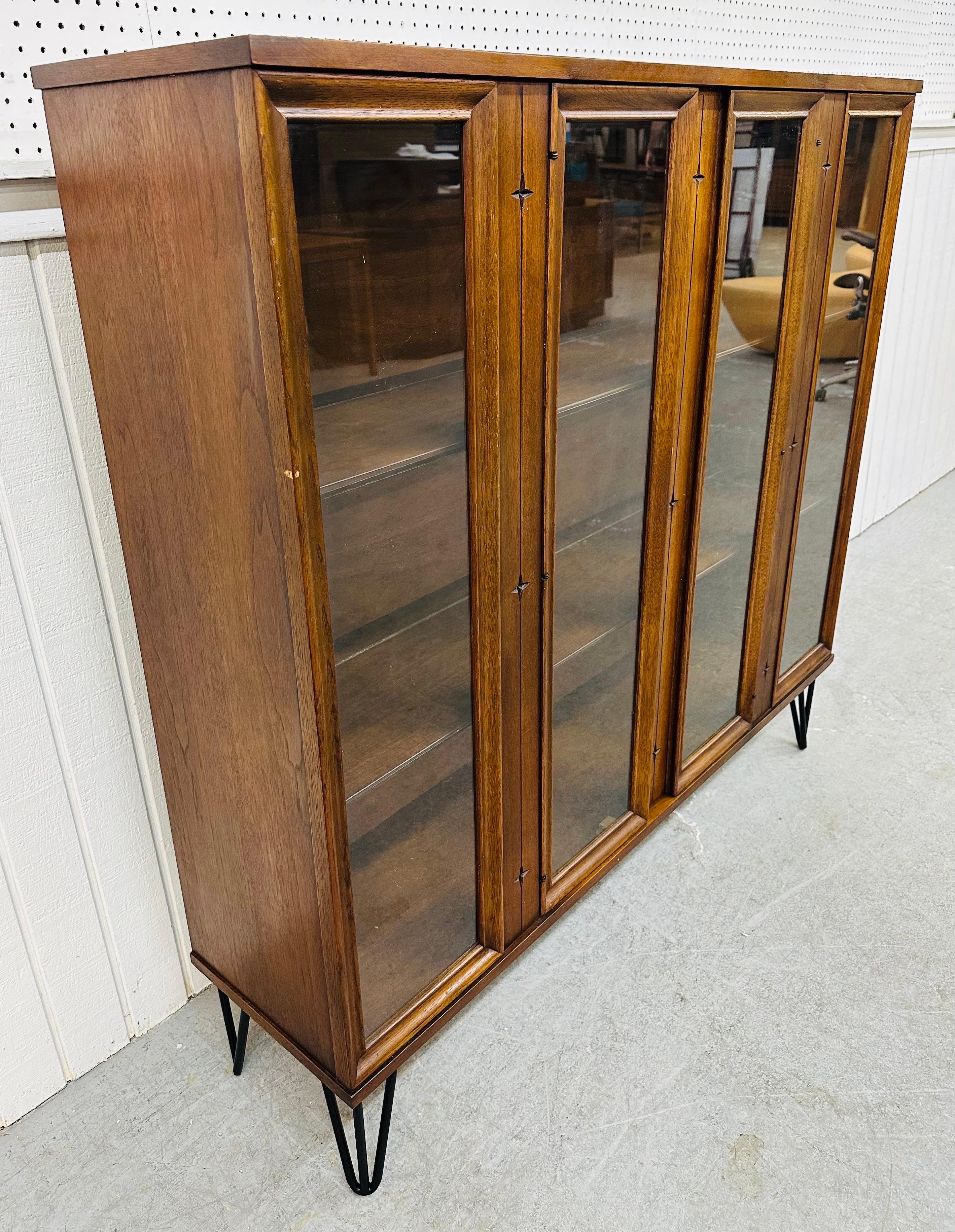 broyhill bookcase