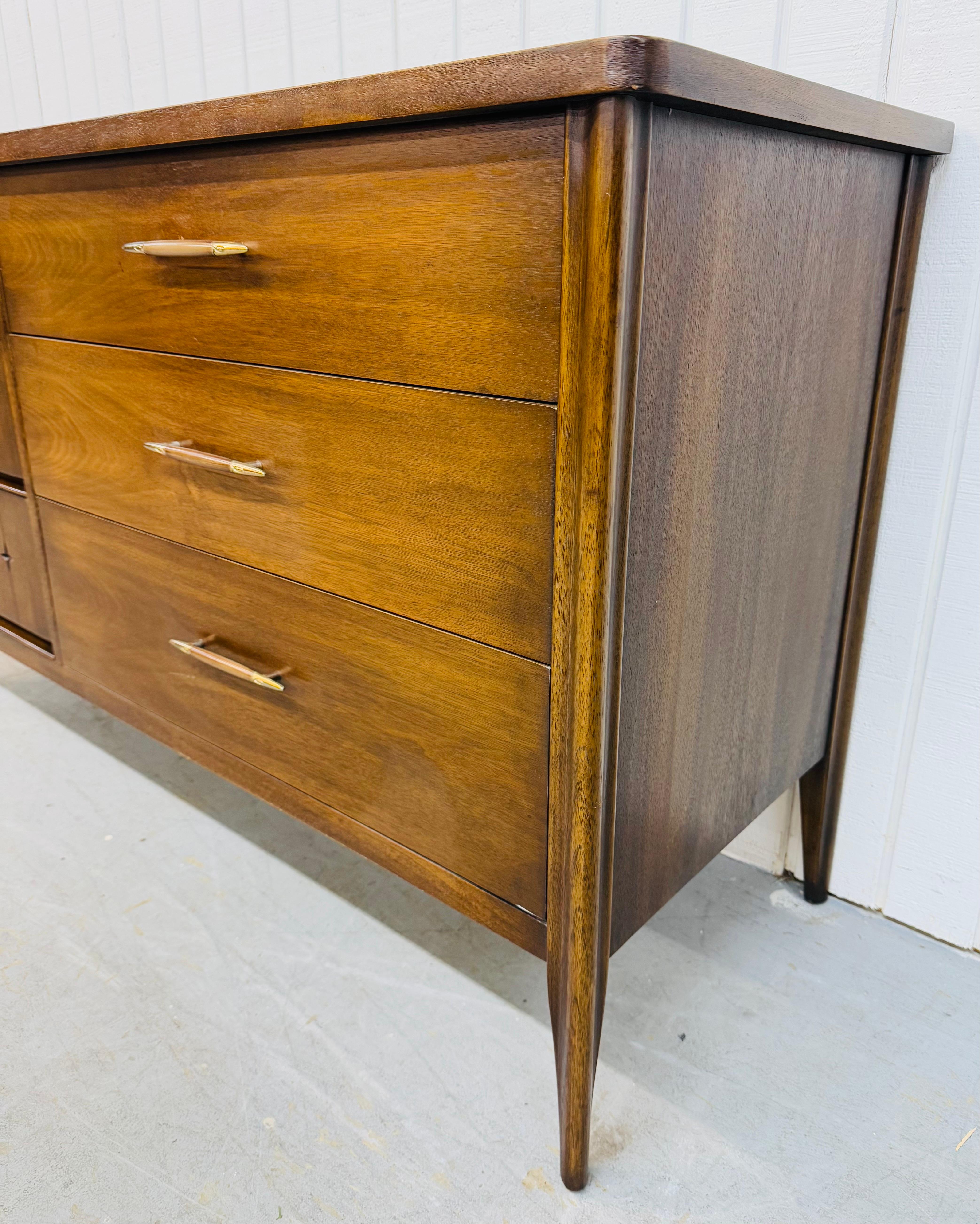 American Mid-Century Modern Broyhill Saga Walnut Dresser For Sale