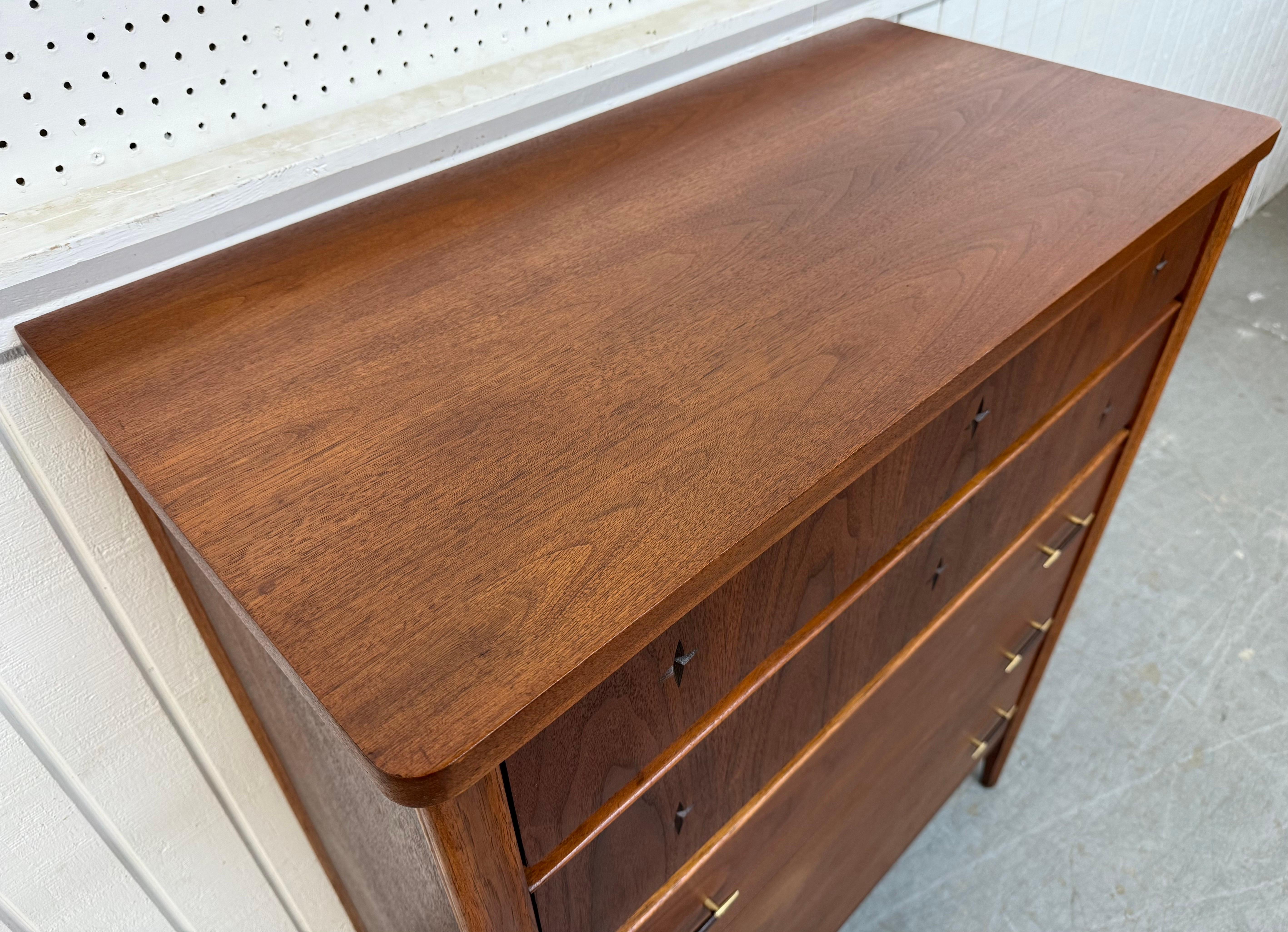 Mid-Century Modern Broyhill Saga Walnut High Chest In Good Condition For Sale In Clarksboro, NJ