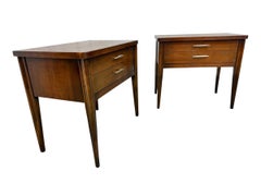 Mid-Century Modern Broyhill Saga Walnut Nightstands - Set of 2 - Refinished!