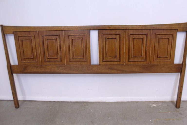 MidCentury Modern Broyhill Sculptra King Size Headboard at 1stDibs