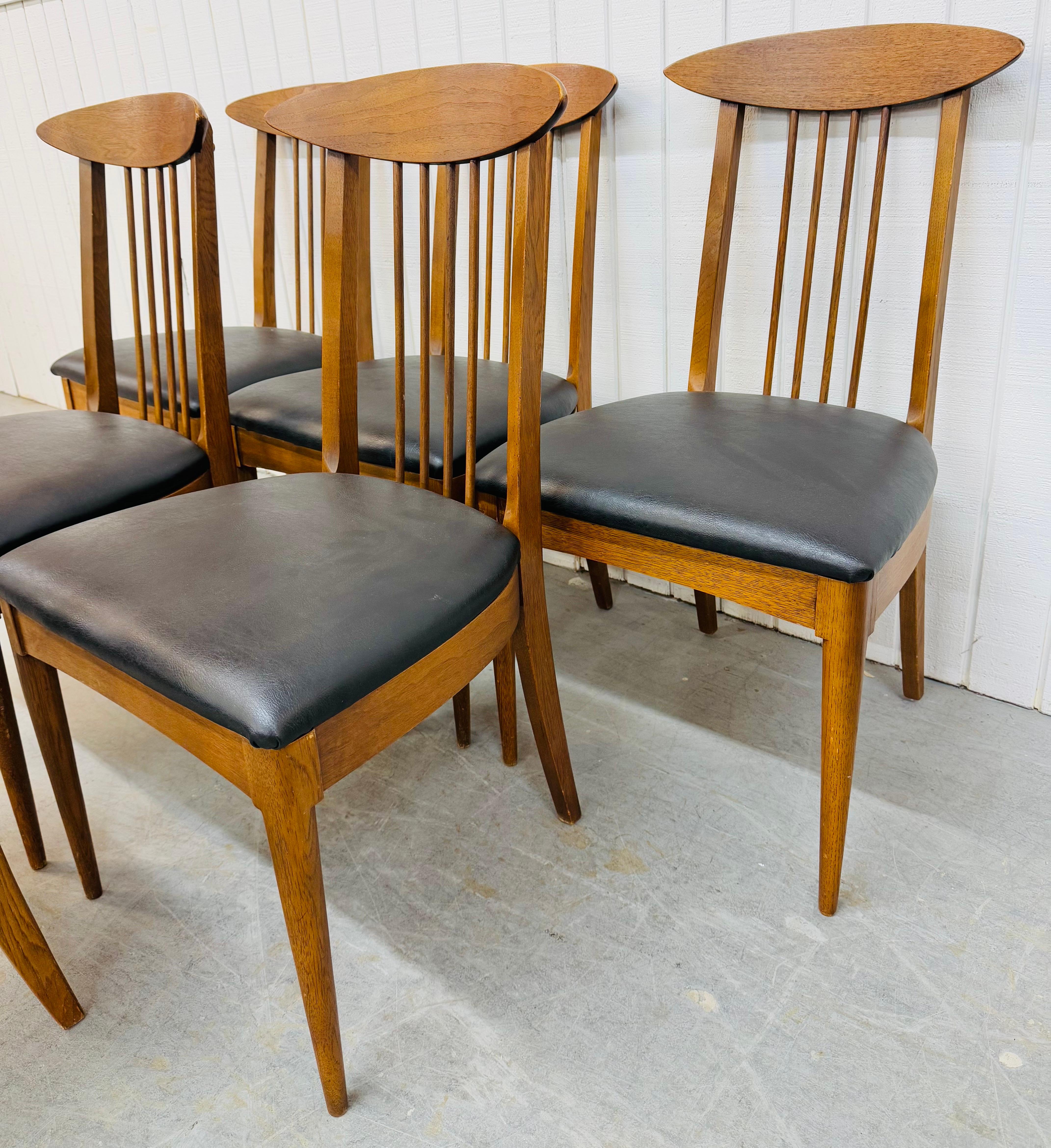 Esszimmerstühle aus Nussbaumholz mit Broyhill-Skulptur, Mid-Century Modern, 6er-Set (Moderne der Mitte des Jahrhunderts) im Angebot