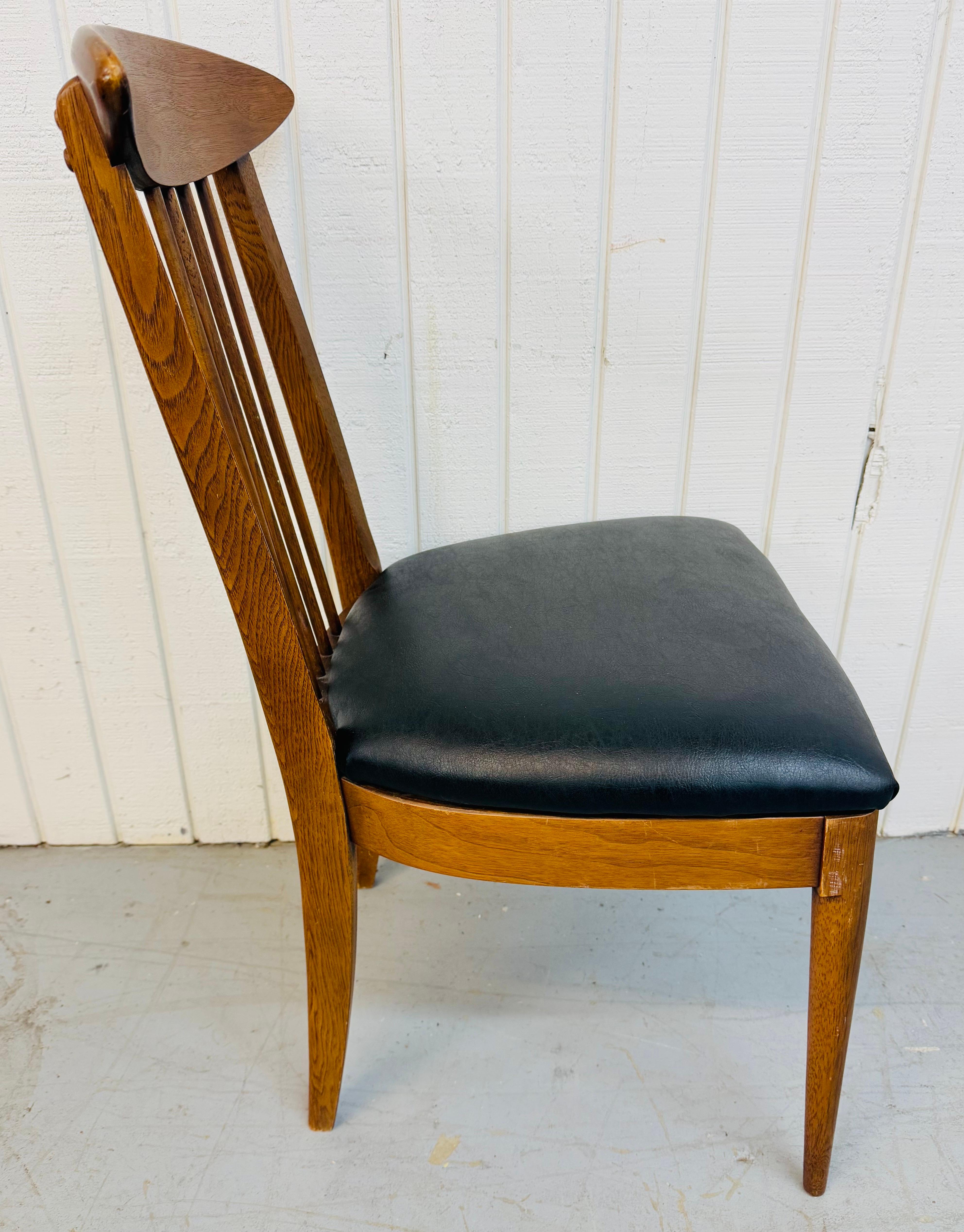 Esszimmerstühle aus Nussbaumholz mit Broyhill-Skulptur, Mid-Century Modern, 6er-Set im Angebot 1