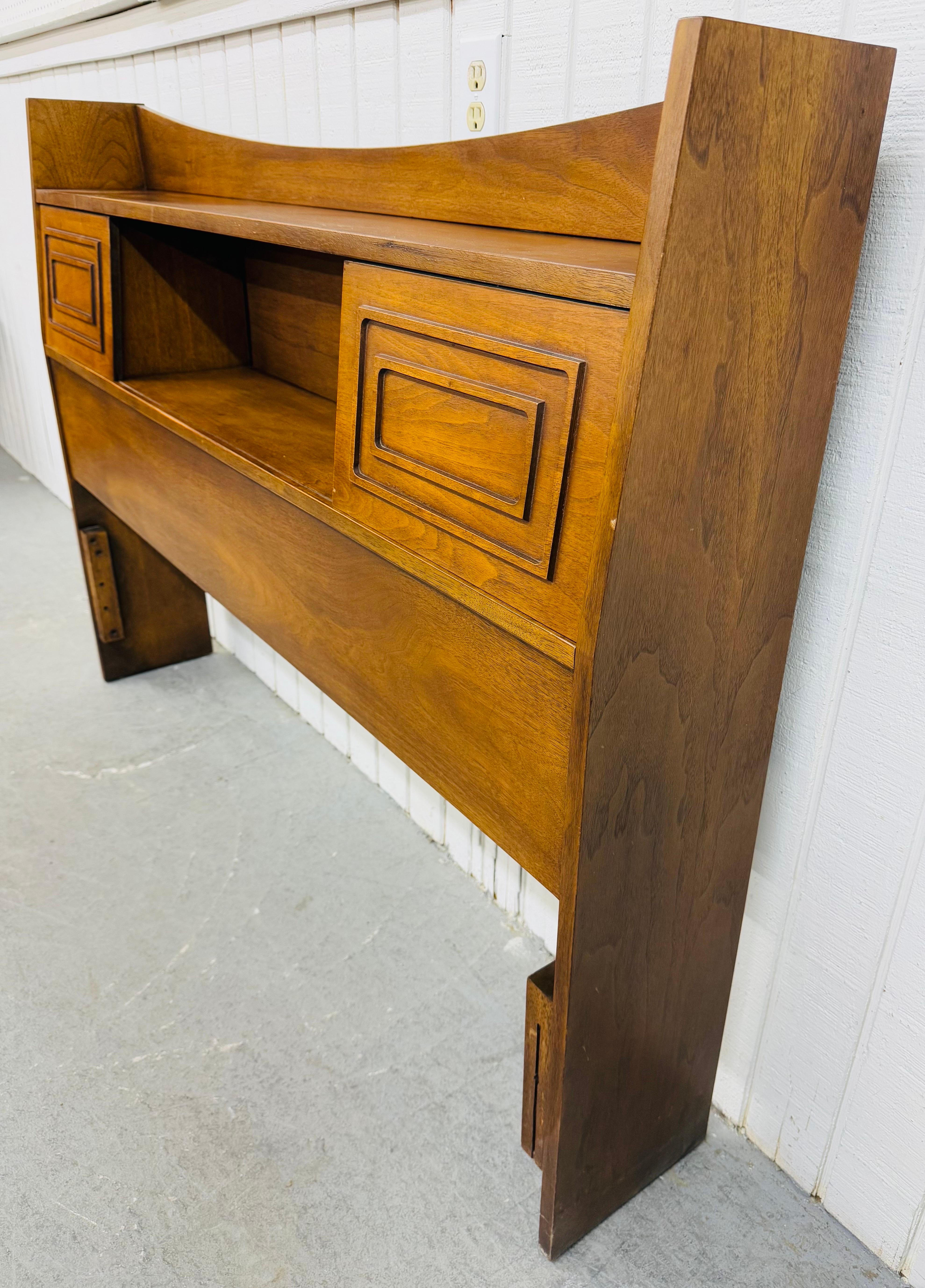 American Mid-Century Modern Broyhill Sculptra Walnut Full Size Headboard For Sale