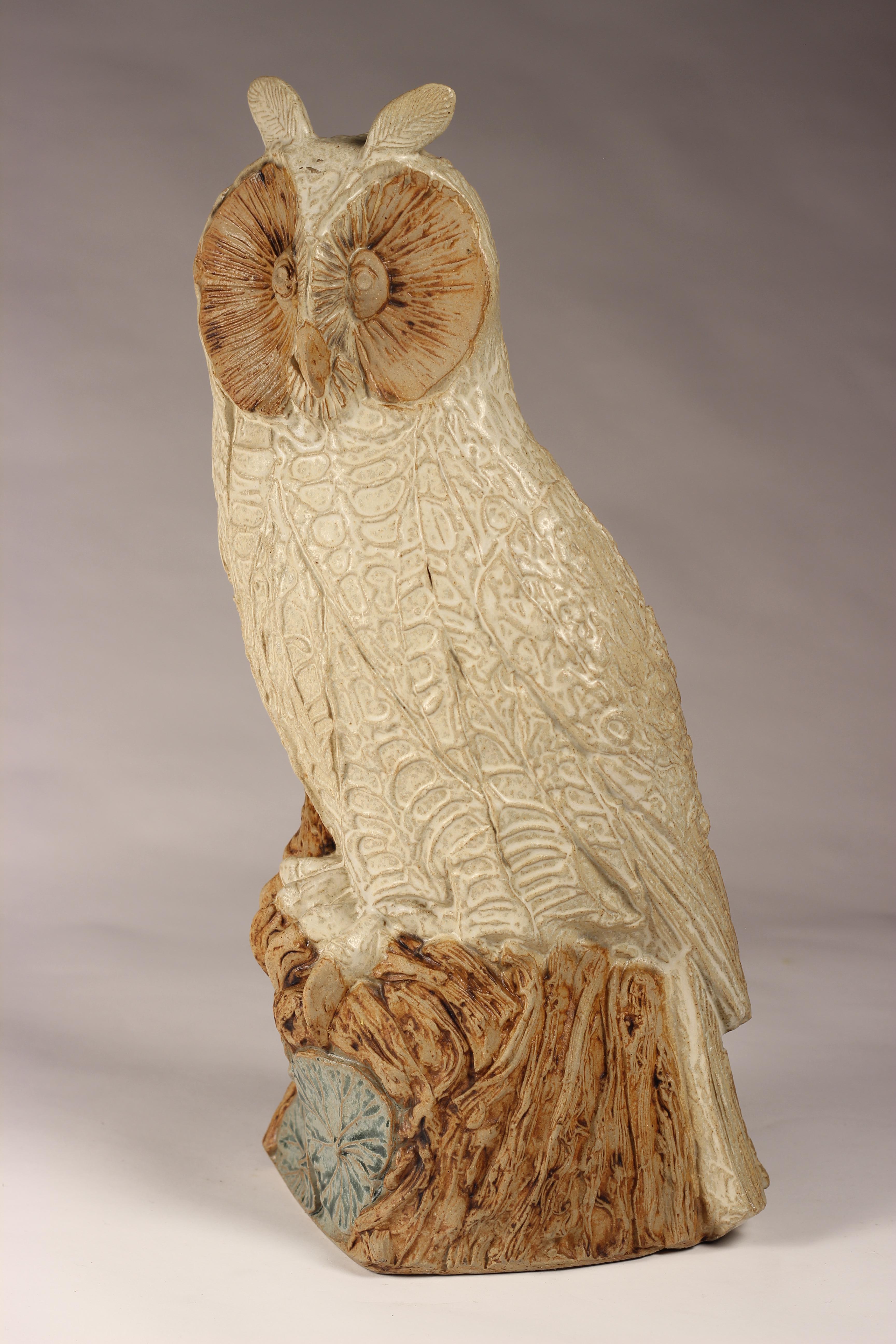 A powerful, sculptural, Brutalist style ceramic owl, with wonderful textural elements. In good condition with no chips or cracks.

Bernard Rooke (born 1938) is a British artist and studio potter. Rooke has exhibited his 