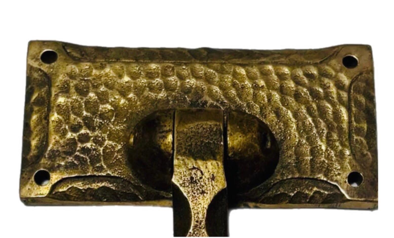 Mid Century Modern Brutalist Artisan Hammered Brass Door Knocker One of a Kind For Sale 4