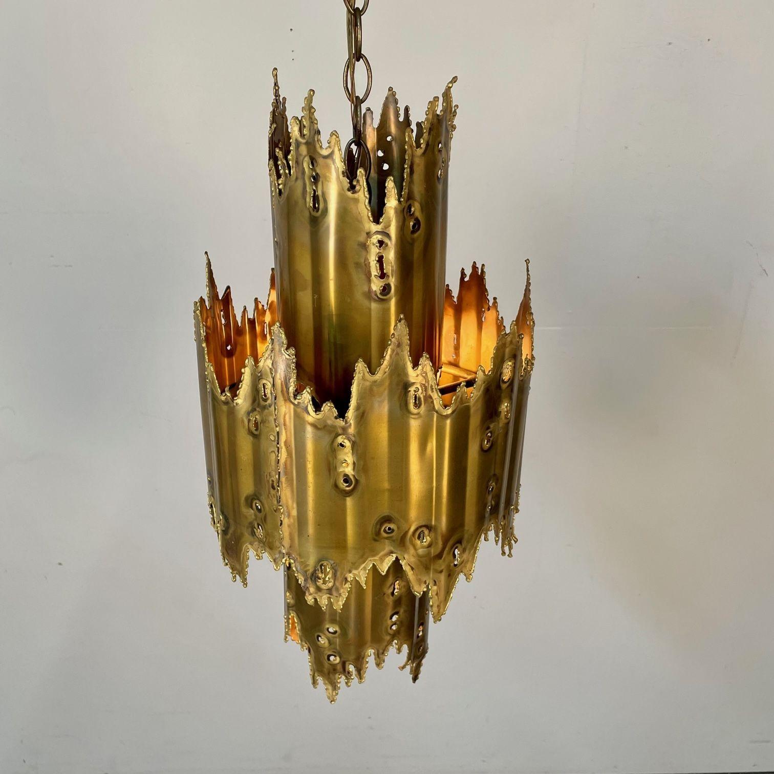 Mid-Century Modern Brutalist Brass Pendant/Chandelier by Tom Greene for Feldman 1