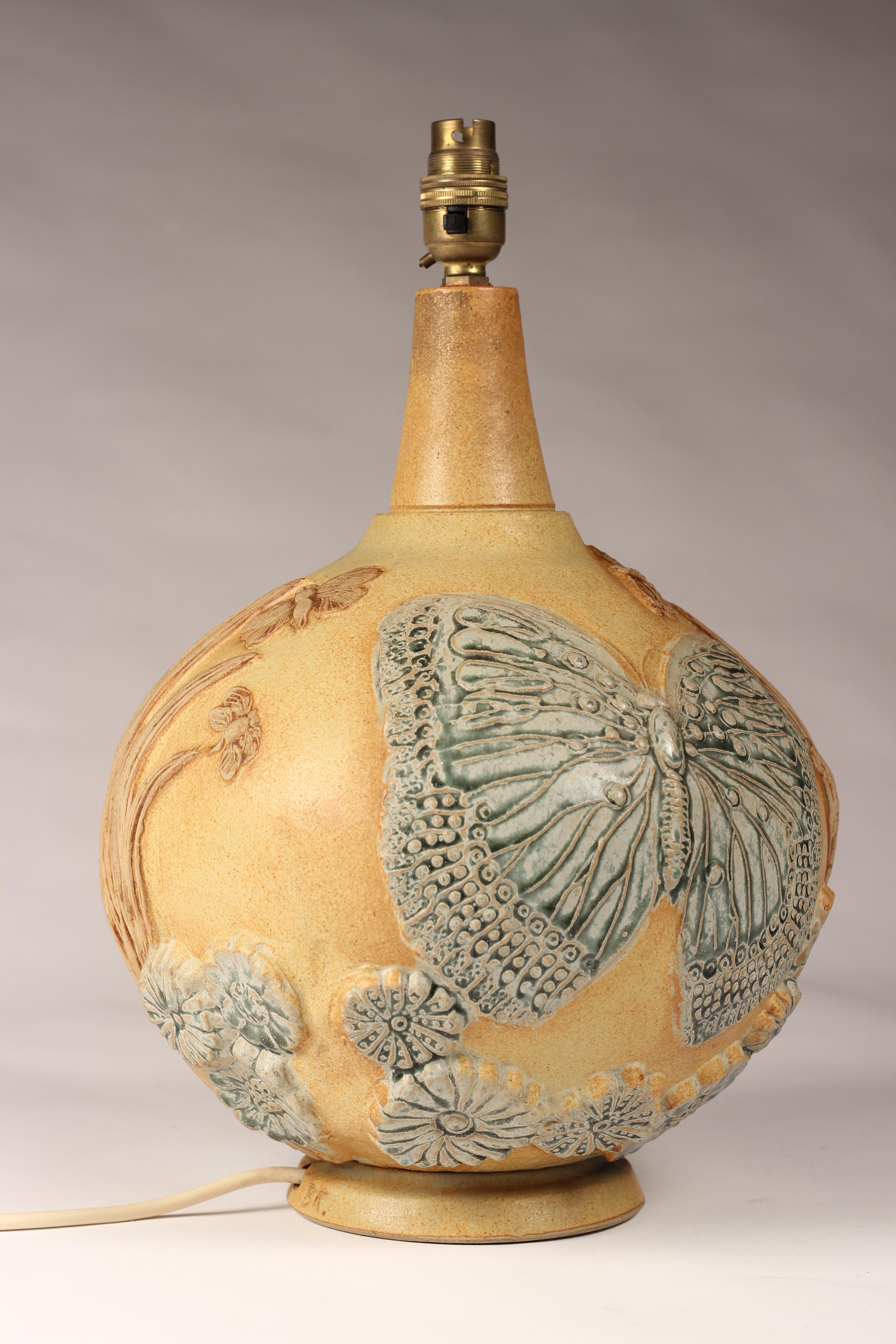 Brutalistische Keramik-Tischlampe von Bernard Rooke (Mitte des Jahrhunderts) (Brutalismus) im Angebot
