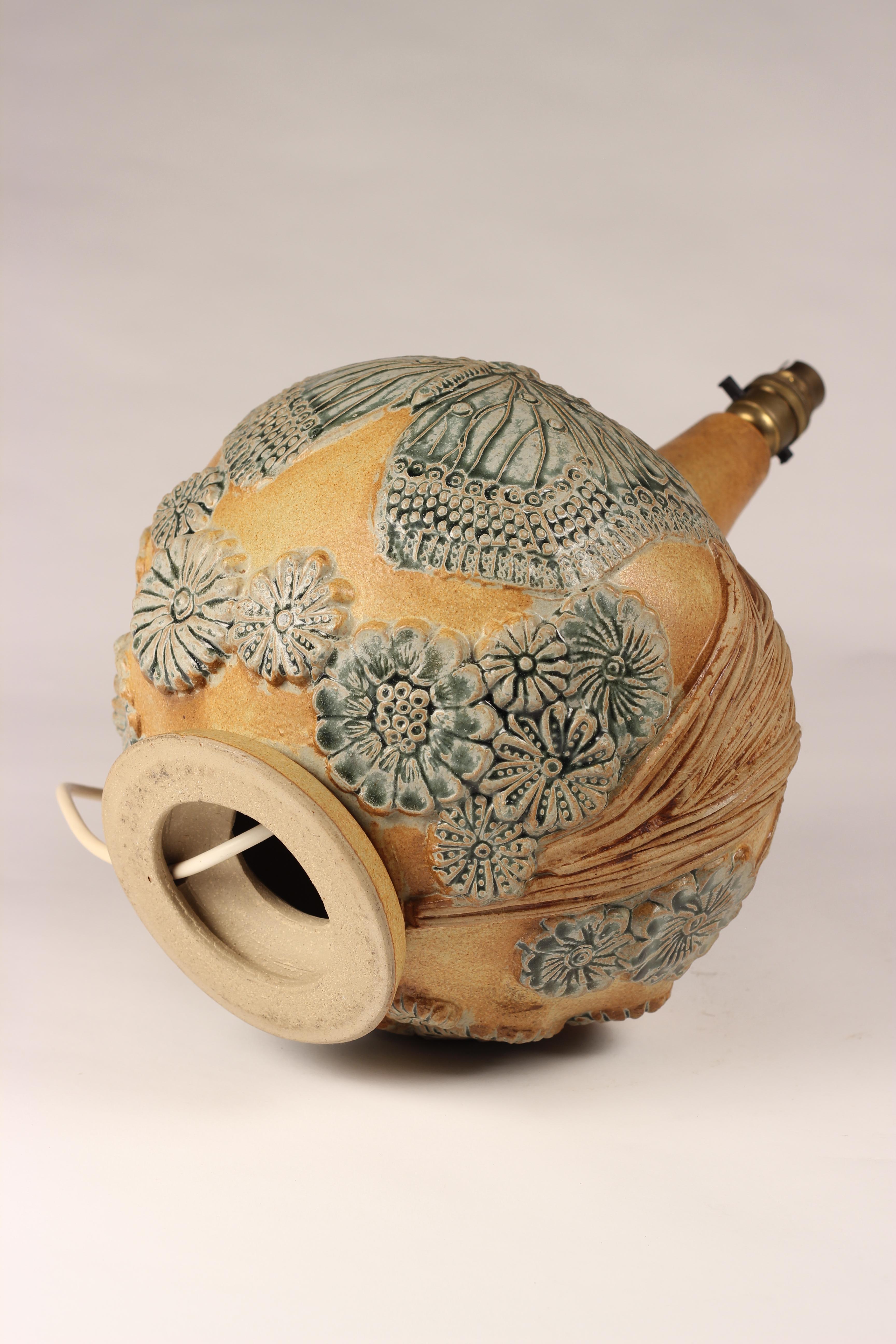 Brutalistische Keramik-Tischlampe von Bernard Rooke (Mitte des Jahrhunderts) im Angebot 1