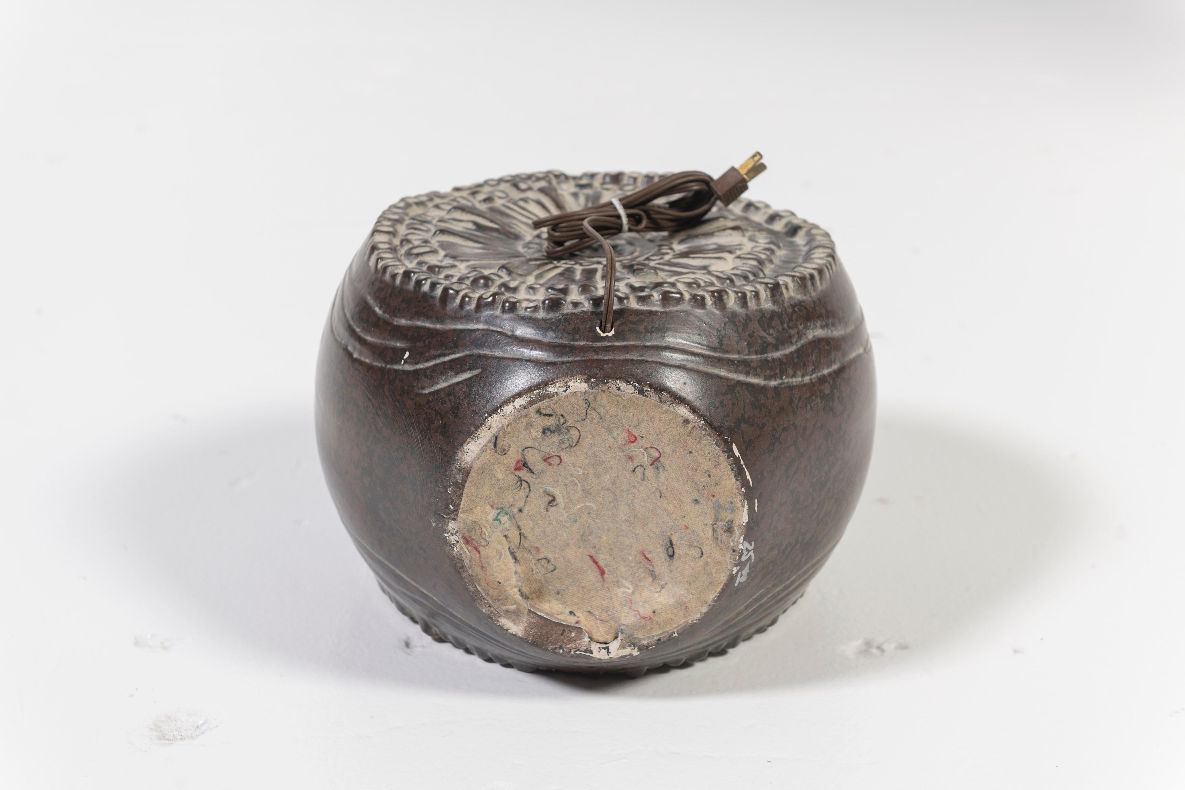 Brutalistische Keramik-Tischlampe aus der Jahrhundertmitte  im Angebot 2