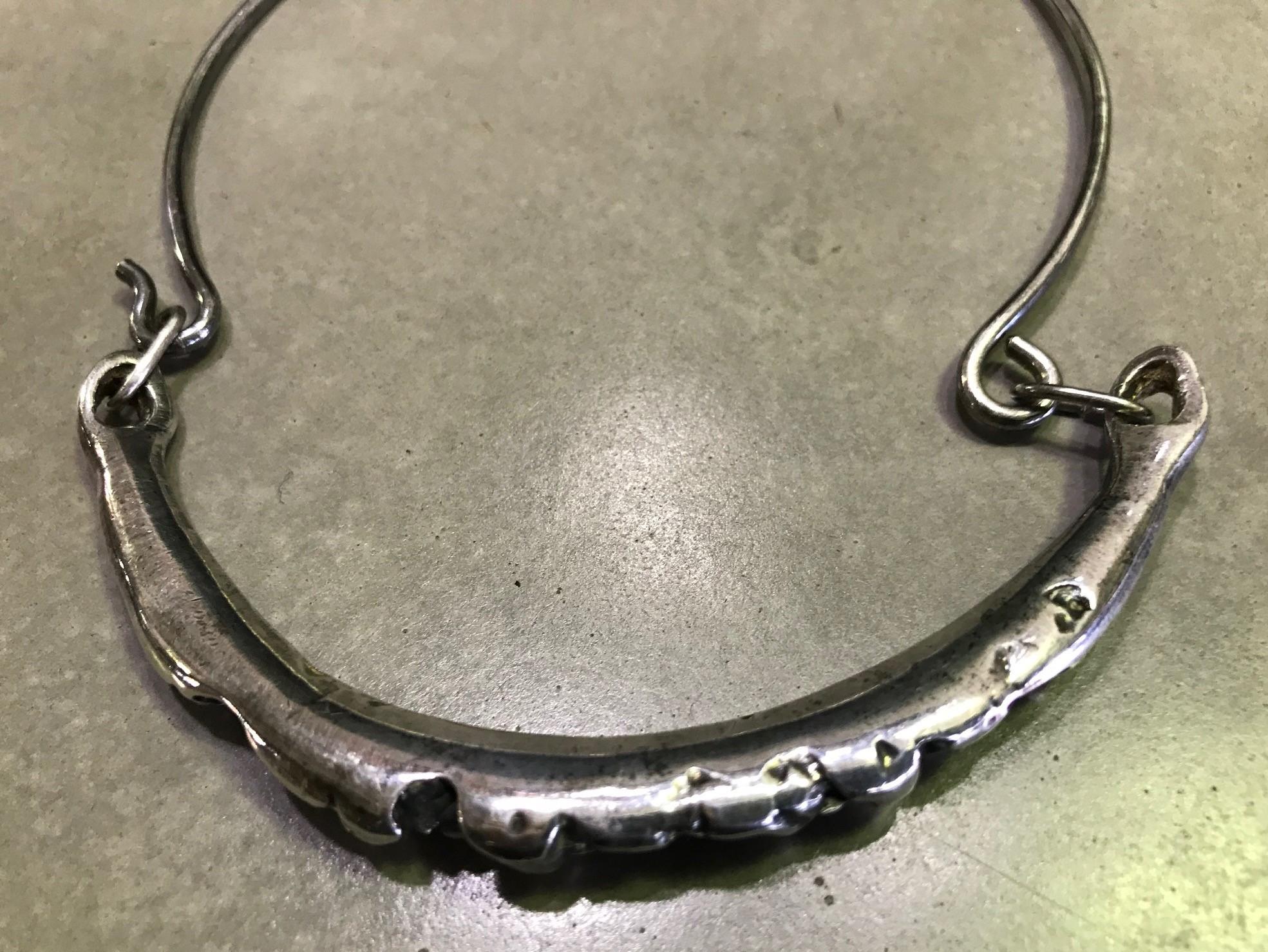 20th Century Mid-Century Modern Brutalist Exquisite Sterling Silver Collar Choker Necklace For Sale