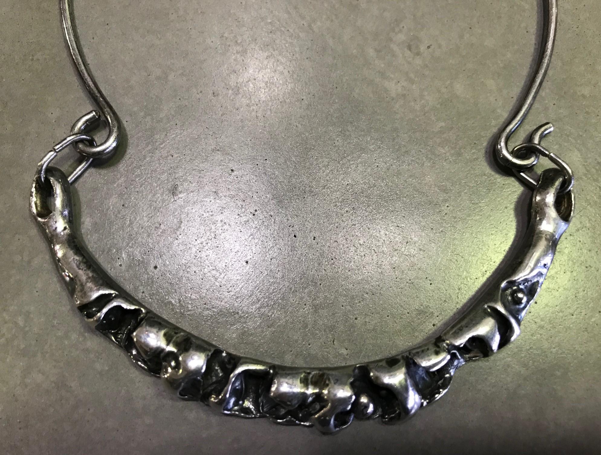 Mid-Century Modern Brutalist Exquisite Sterling Silver Collar Choker Necklace For Sale 3
