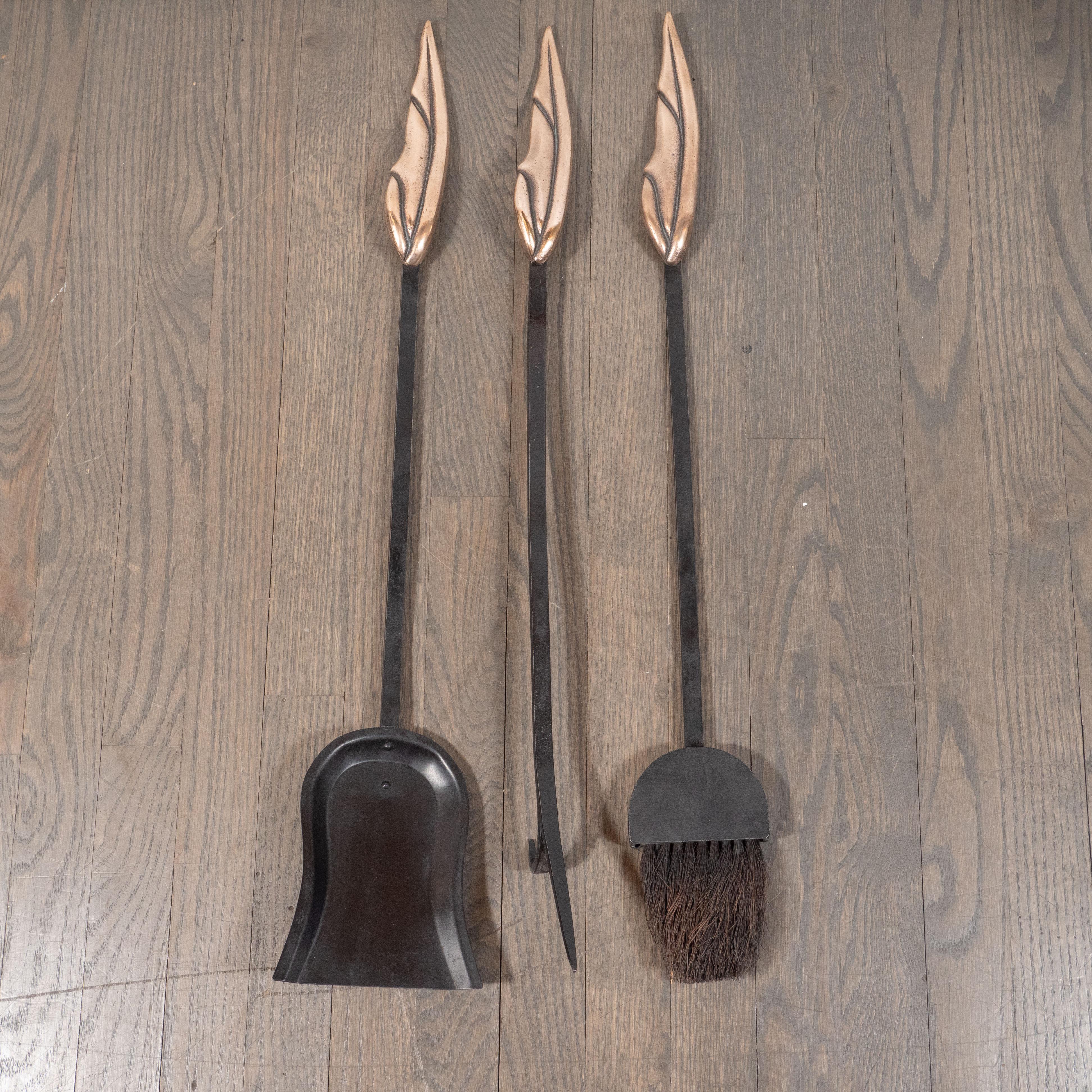 Mid-Century Modern Brutalist Flame Vierteiliges Bronze & Schwarzes Emaille Feuerwerkzeug Set im Angebot 5