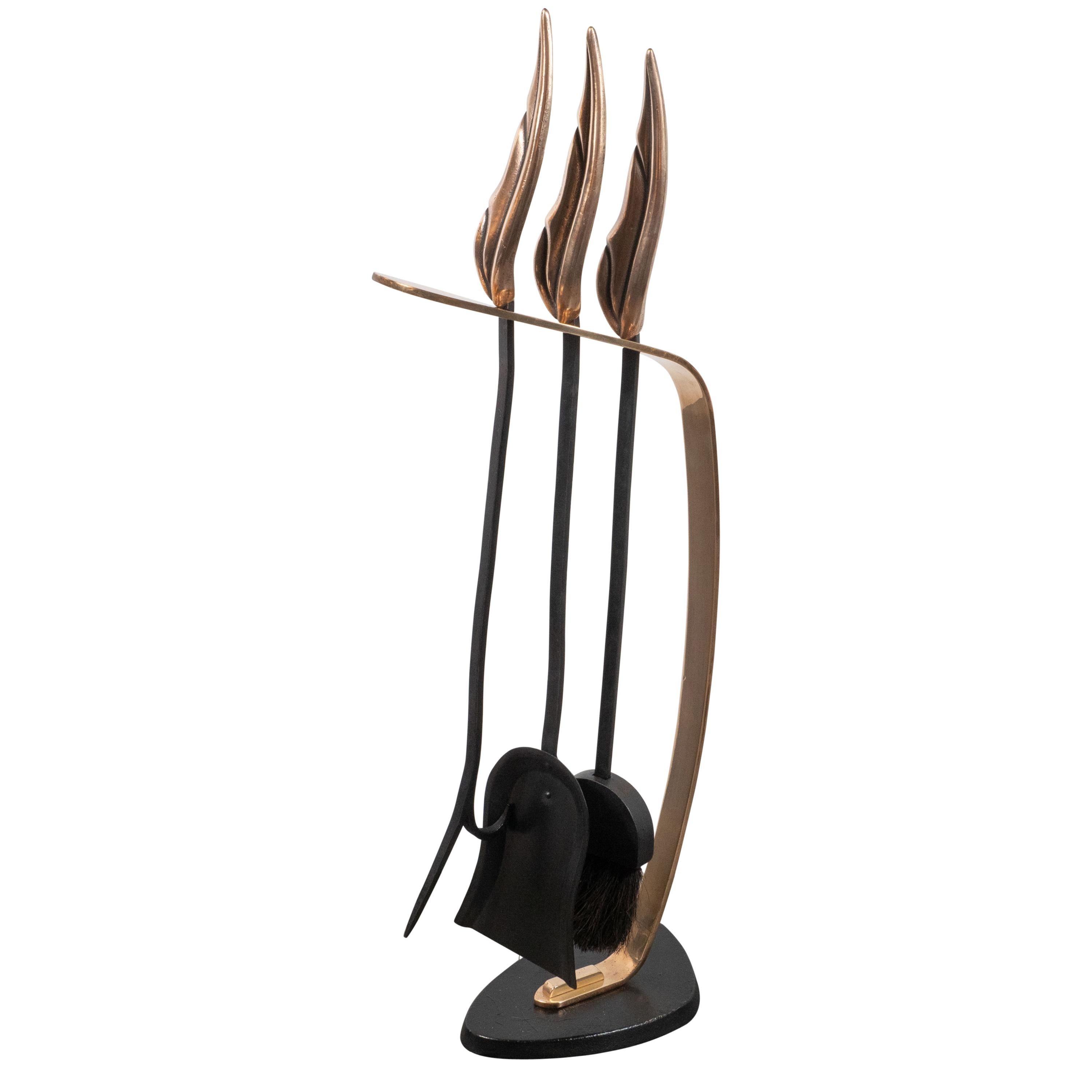 Mid-Century Modern Brutalist Flame Vierteiliges Bronze & Schwarzes Emaille Feuerwerkzeug Set im Angebot