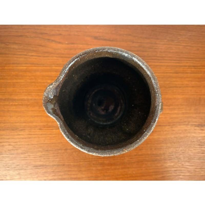 Brutalistische deutsche Studio-Vase von Gerhard Liebenthron aus der Jahrhundertmitte, 1974 im Angebot 4