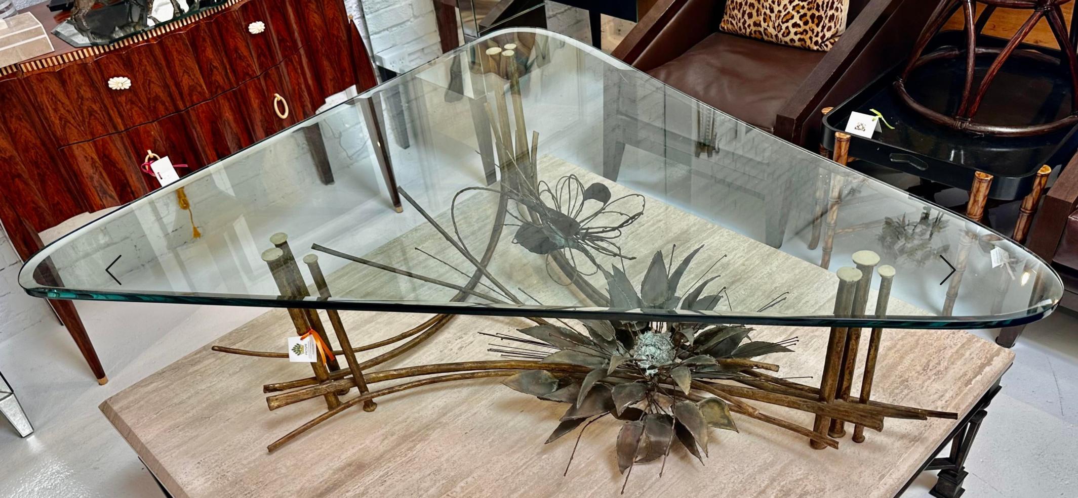 Mid Century Modern Brutalist Gilt Metal Cocktail or Coffee Table For Sale 1