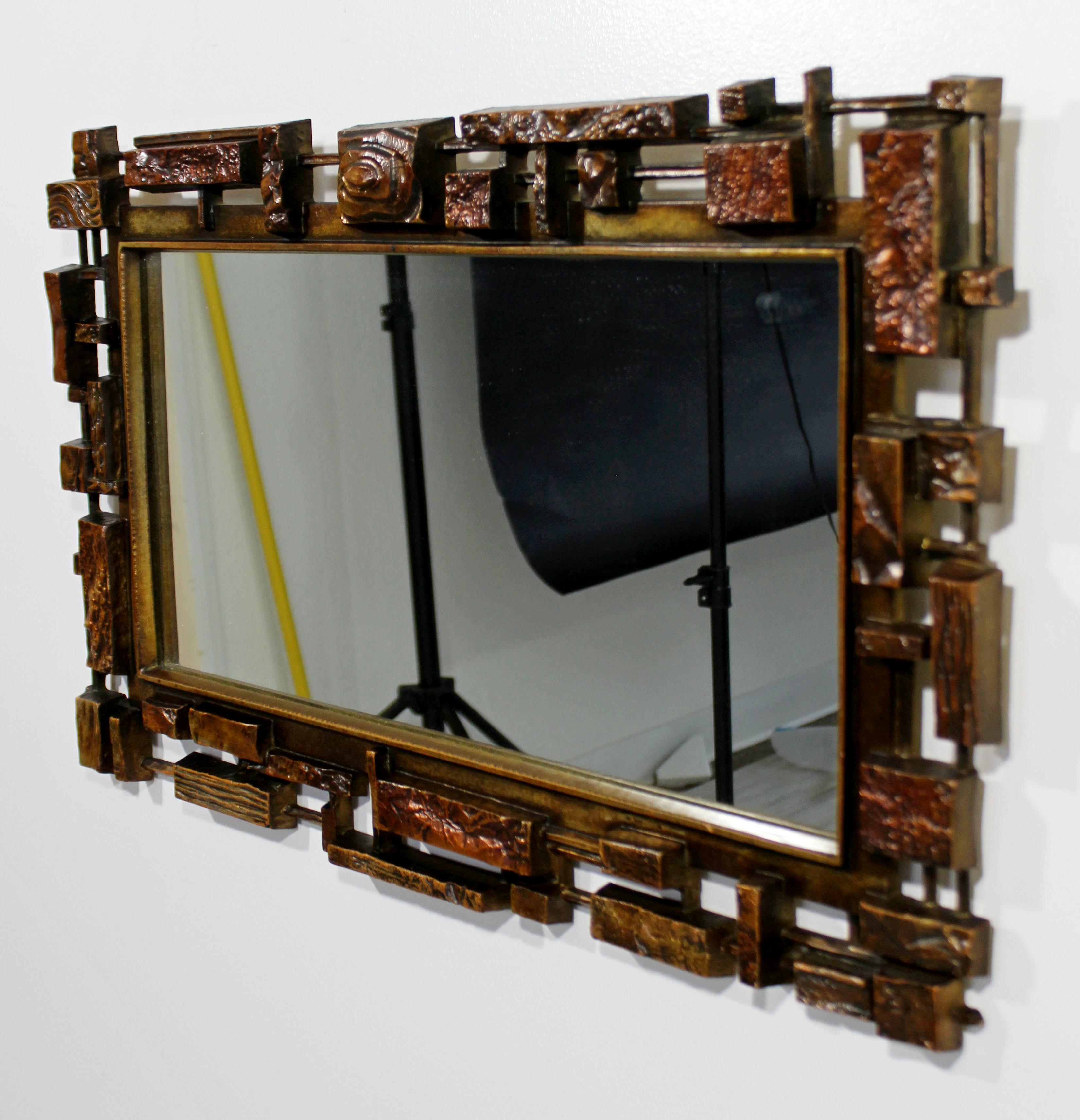 Mid-Century Modern Brutalist Gold Gilt Wall Mirror Sculpture Syroco Canada 1970s In Good Condition In Keego Harbor, MI