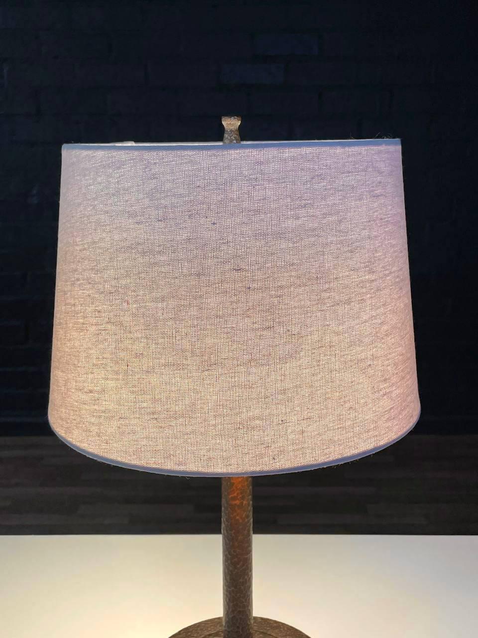 Metal Mid-Century Modern Brutalist Hammered Table Lamp For Sale