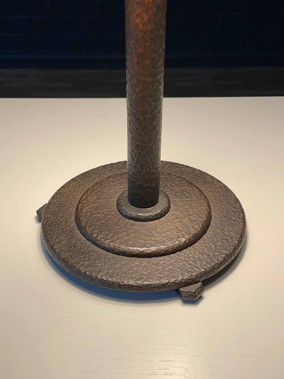 Mid-Century Modern Brutalist Hammered Table Lamp For Sale 2