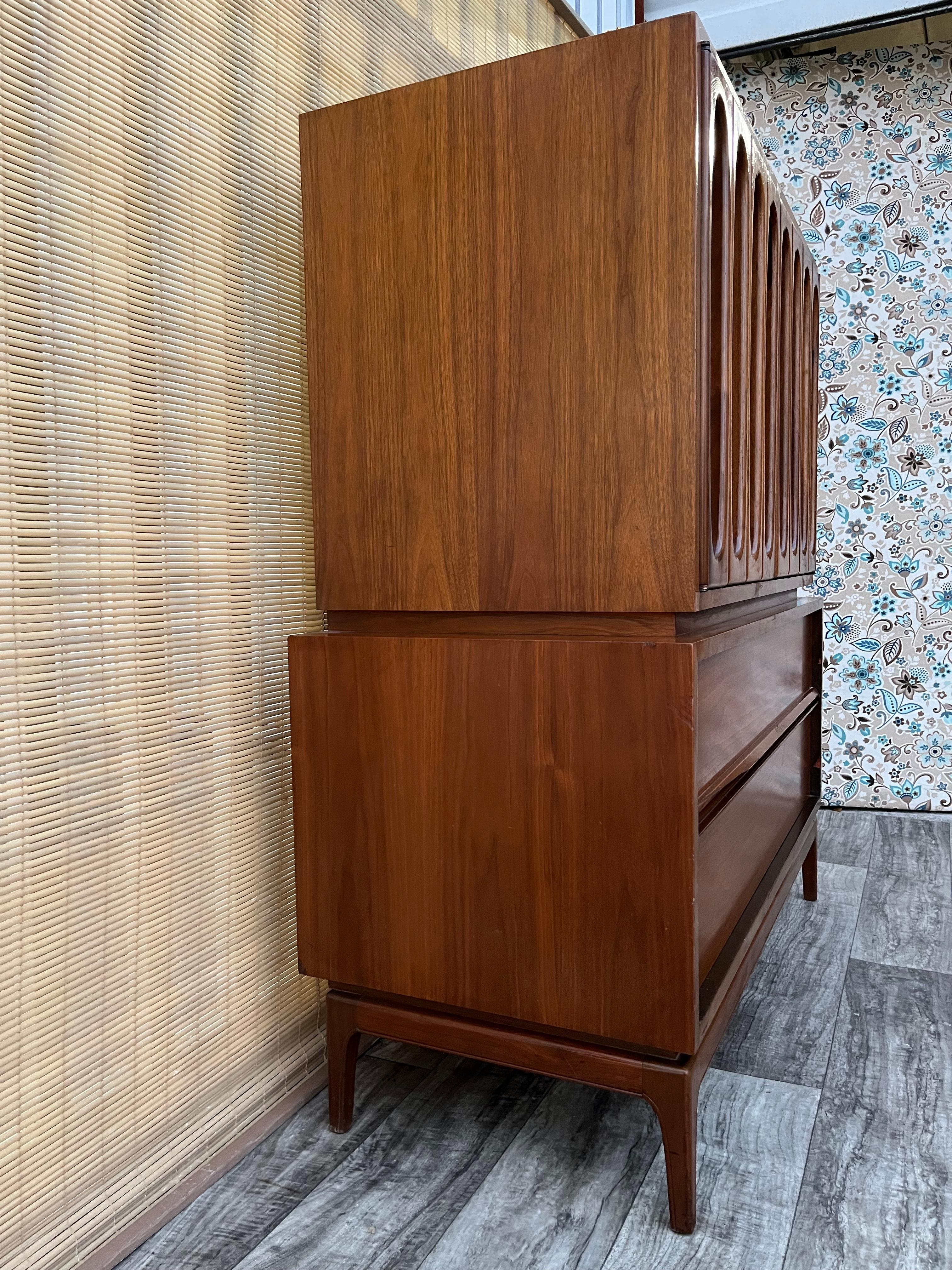 Mid Century Modern Brutalist Inspired Highboy Dresser. Circa 1960s. For Sale 1