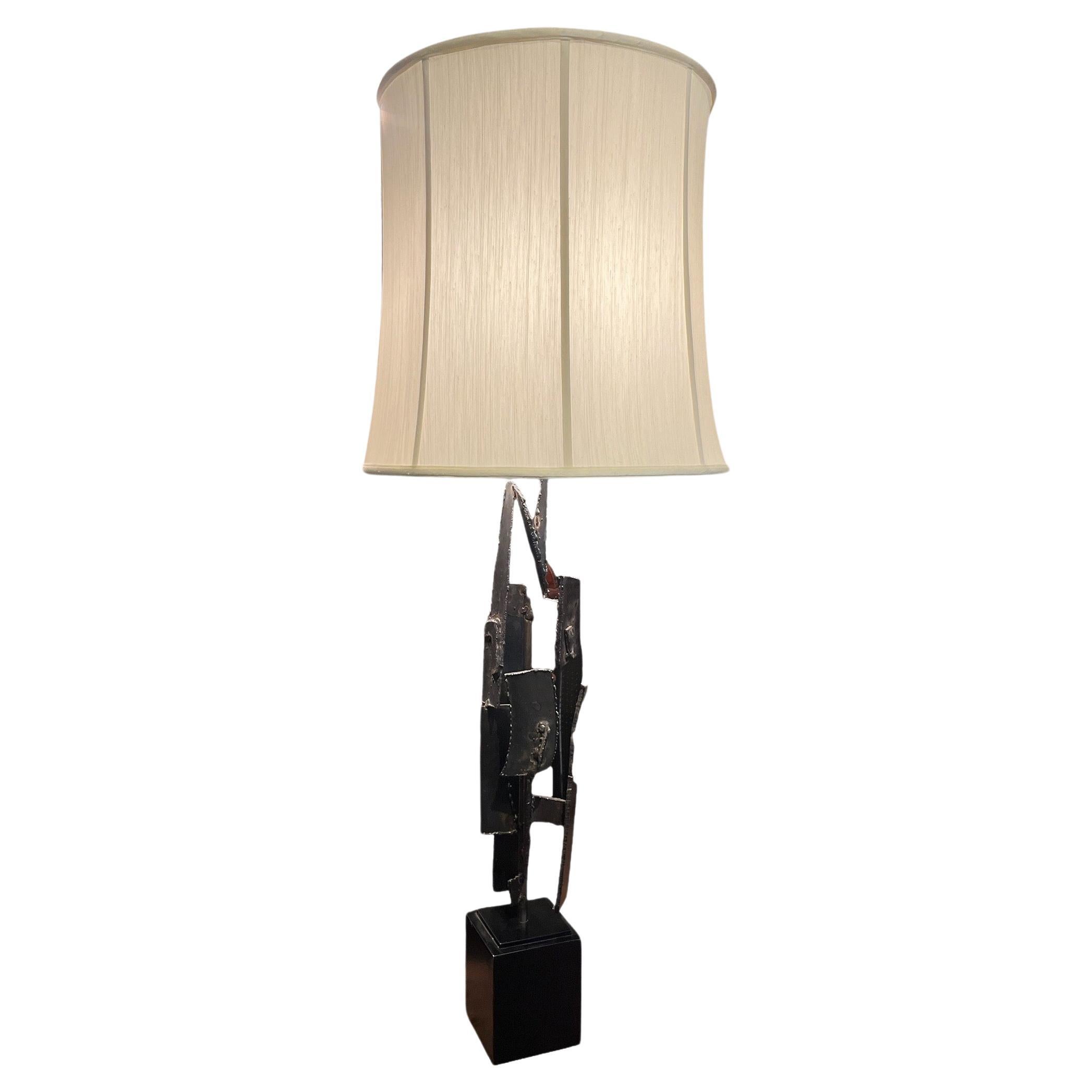 American Mid-Century Modern Brutalist Lamp by Richard Barr for Laurel Lamp Company C.1970 For Sale