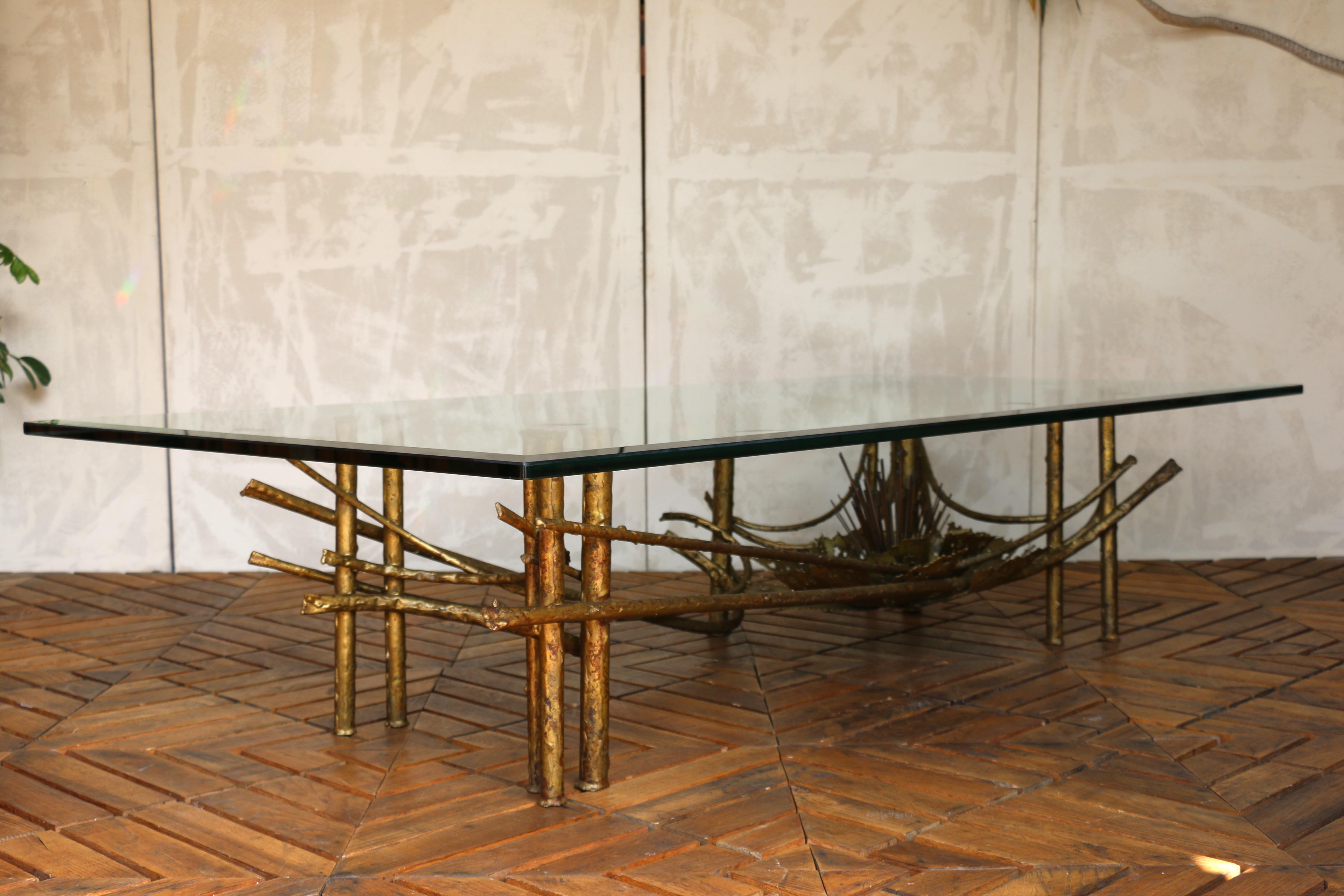 Mid-Century Modern Brutalist Lotus Coffee Table, Circa 1960s For Sale 10