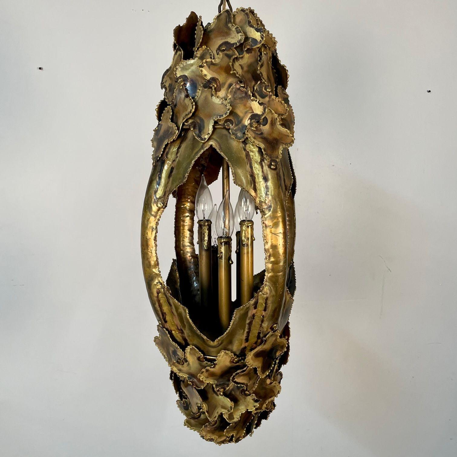Mid-Century Modern Brutalist Pendant/Chandelier by Tom Greene for Feldman, Brass In Good Condition For Sale In Stamford, CT