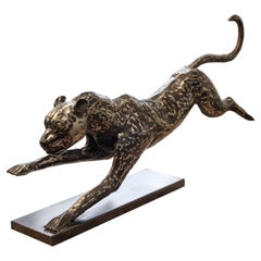 Vintage Mid Century Modern Brutalist Sprinting Black Metal Cheetah Sculpture On Base