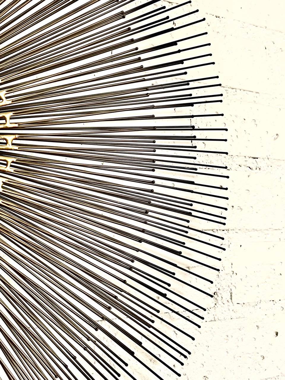 Brutalistische Mid-Century-Modern-Wandskulptur mit Sonnenschliff von William Friedle im Angebot 3