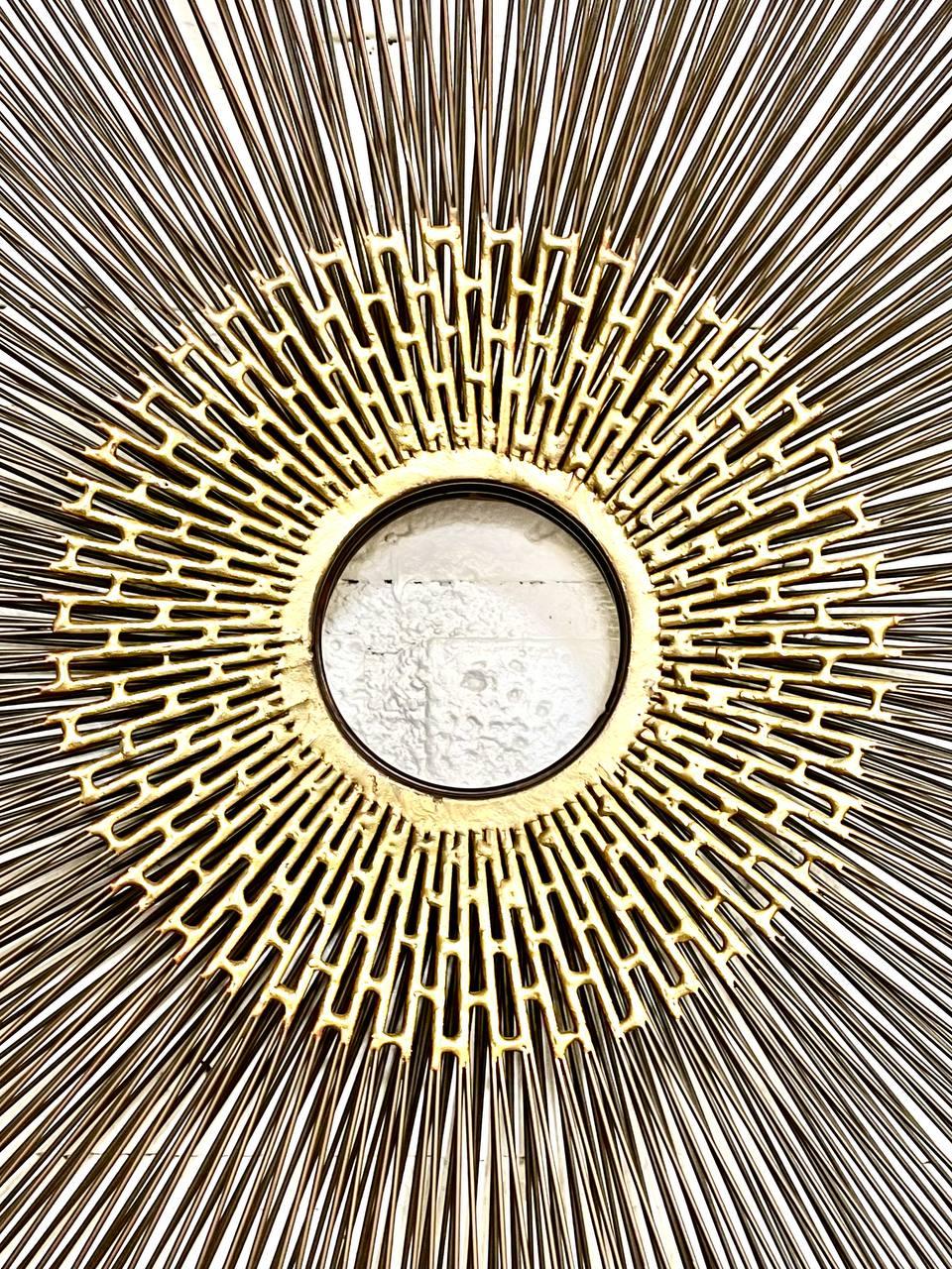 Brutalistische Mid-Century-Modern-Wandskulptur mit Sonnenschliff von William Friedle (amerikanisch) im Angebot