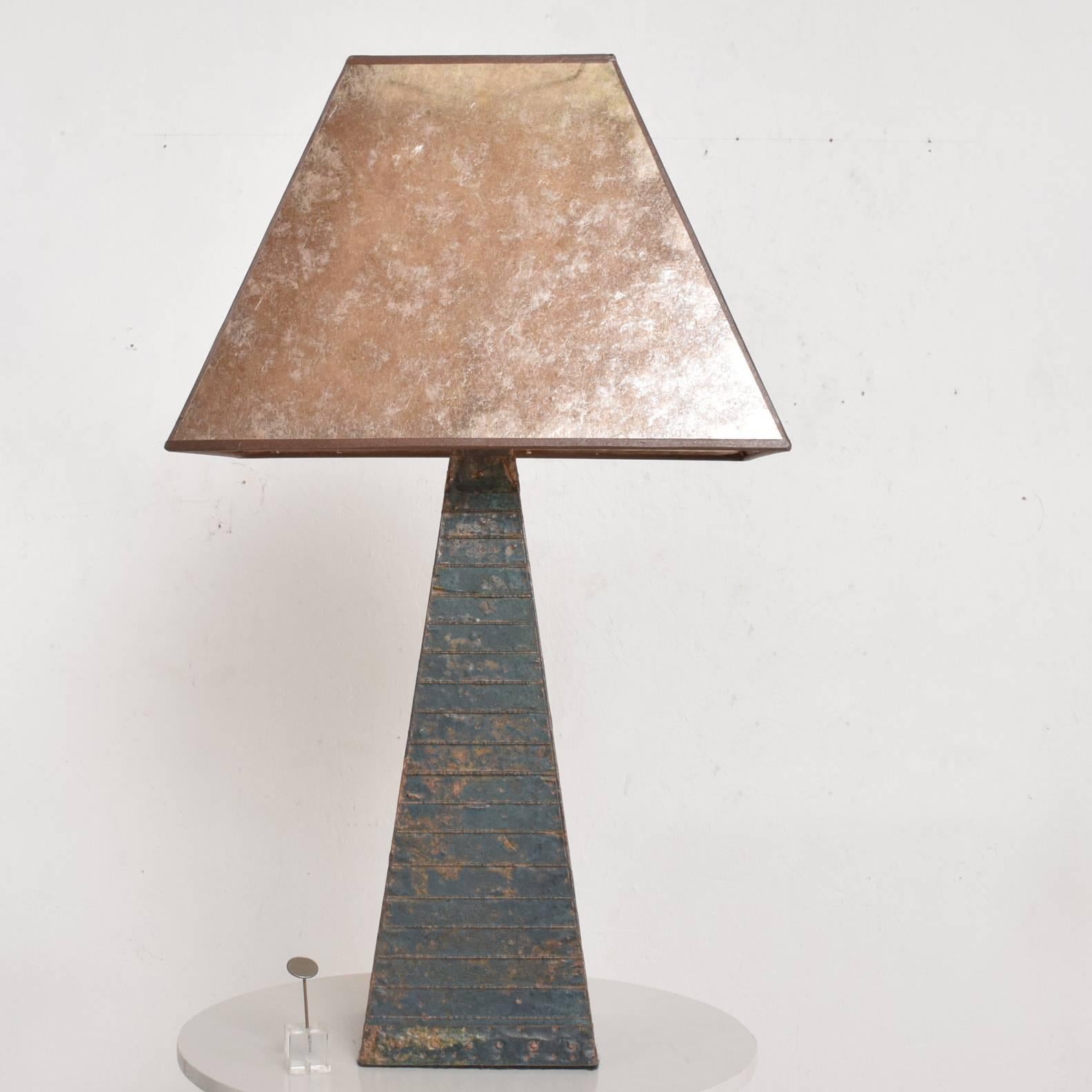 Mid-Century Modern Brutalist Table Lamp 3