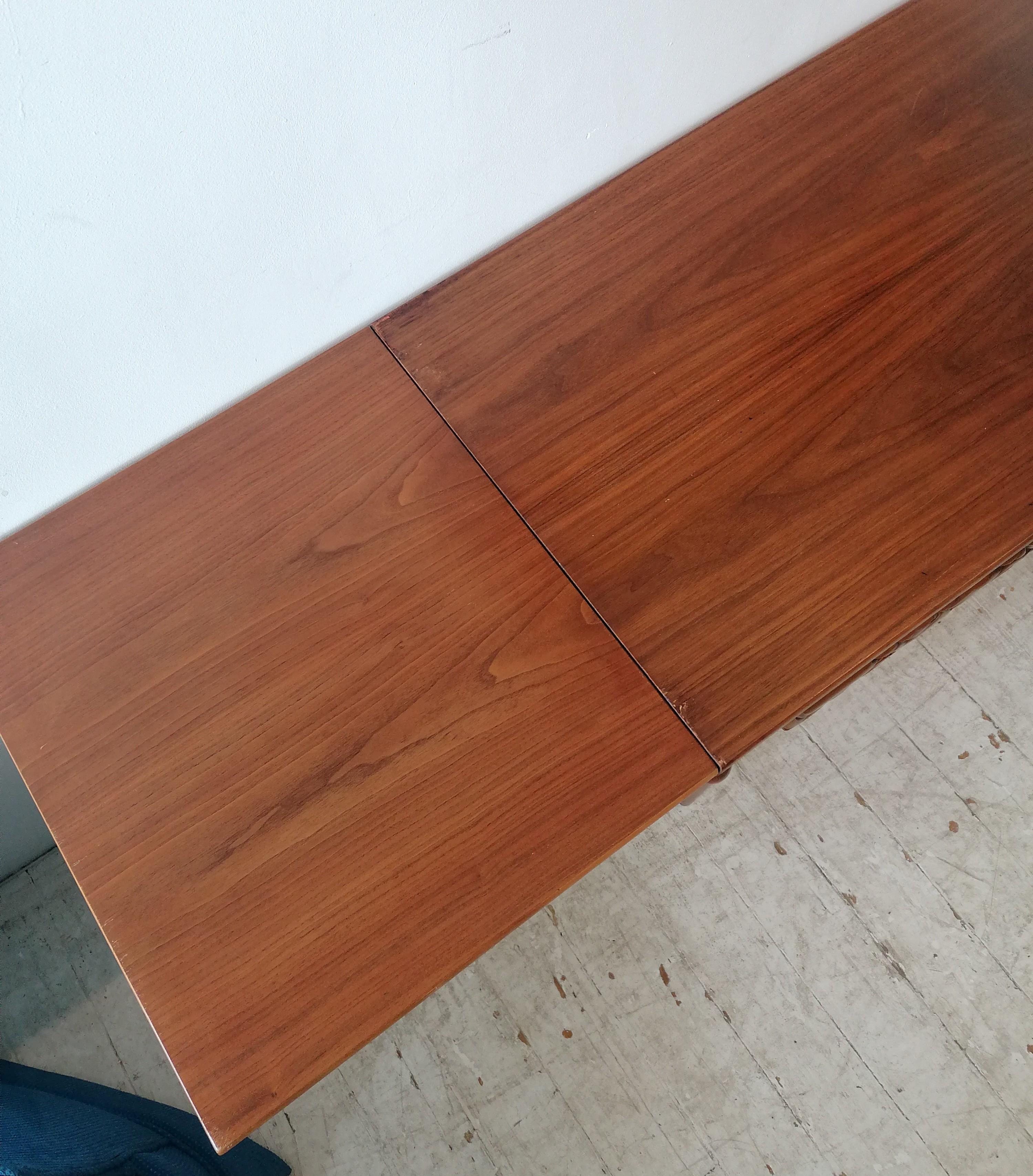 Mid century modern / brutalist walnut extending server table Henredon Heritage 13