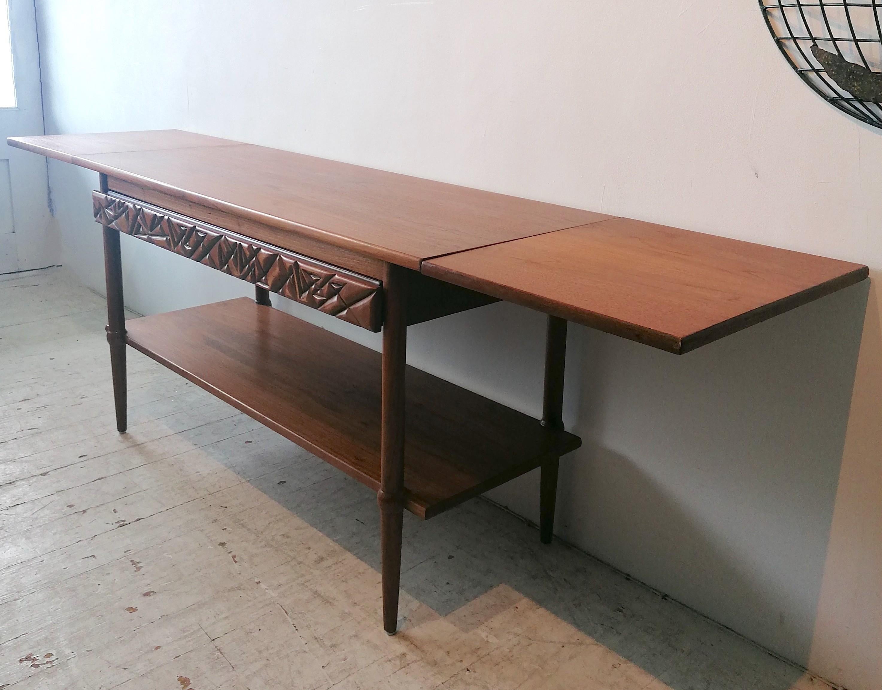 20th Century Mid century modern / brutalist walnut extending server table Henredon Heritage