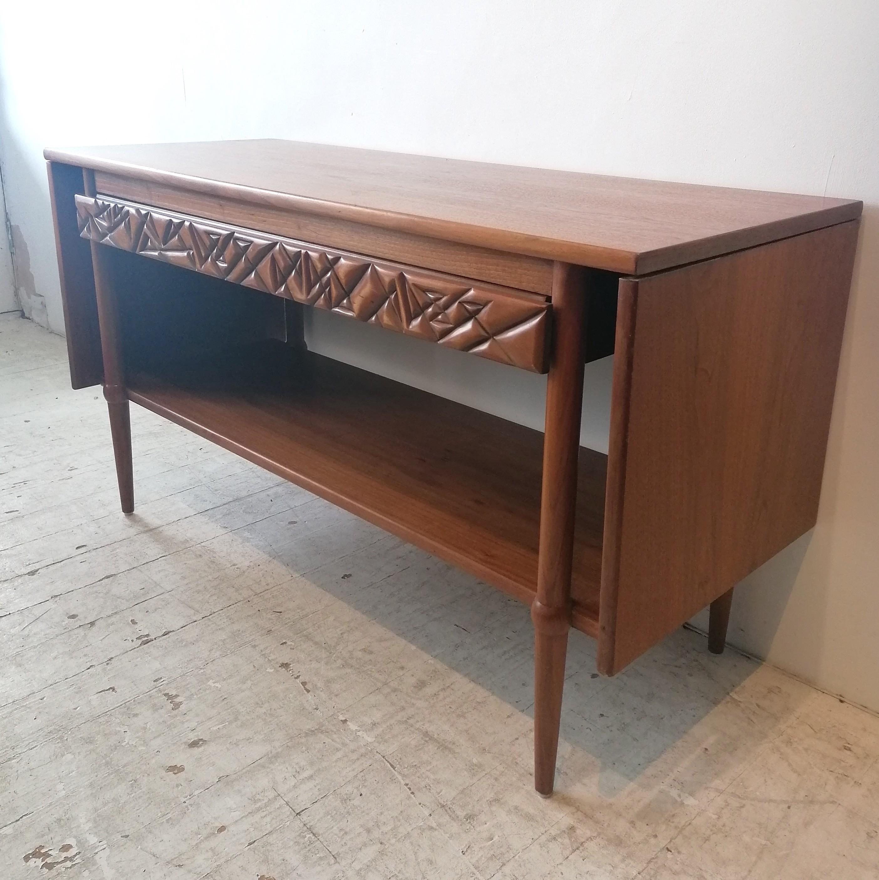 Mid century modern / brutalist walnut extending server table Henredon Heritage 2