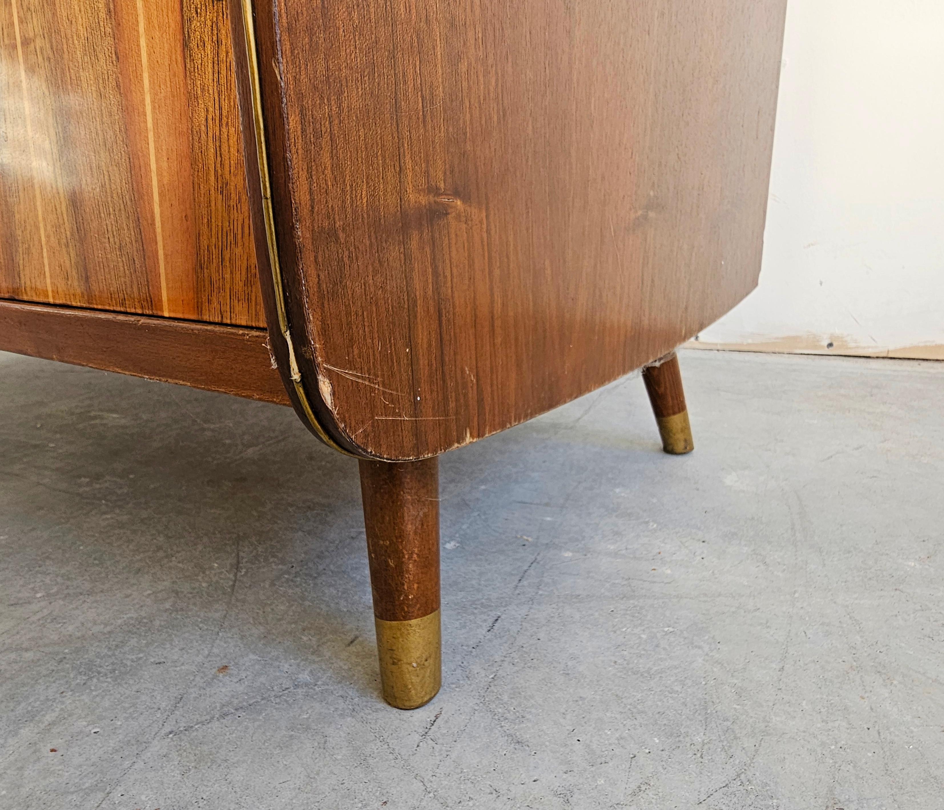 Mid Century Modern Buffet or Vitrine done in walnut, with two compartments For Sale 8