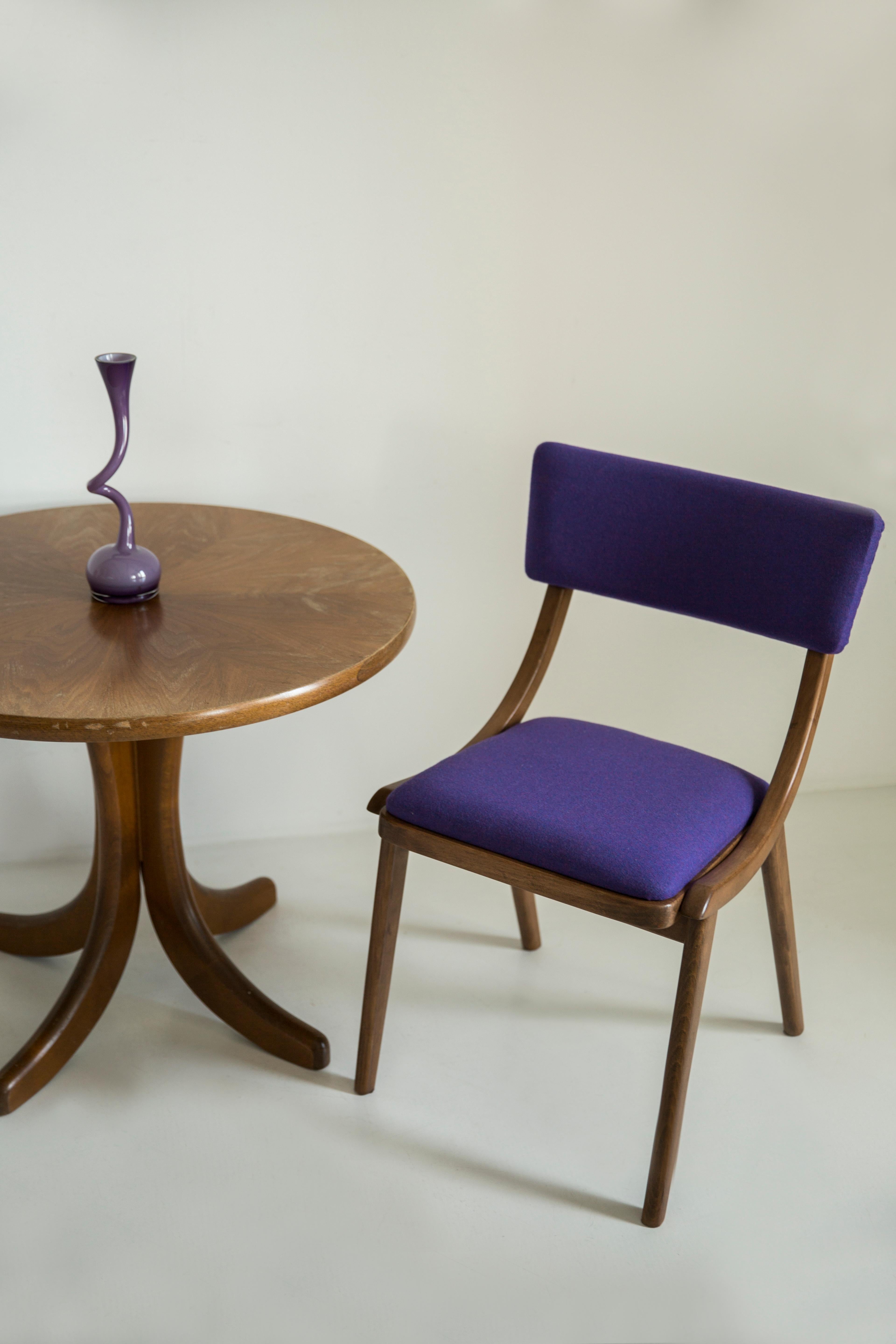 Mid Century Modern Bumerang Chair, Purple Violet Wool, Poland, 1960s For Sale 8