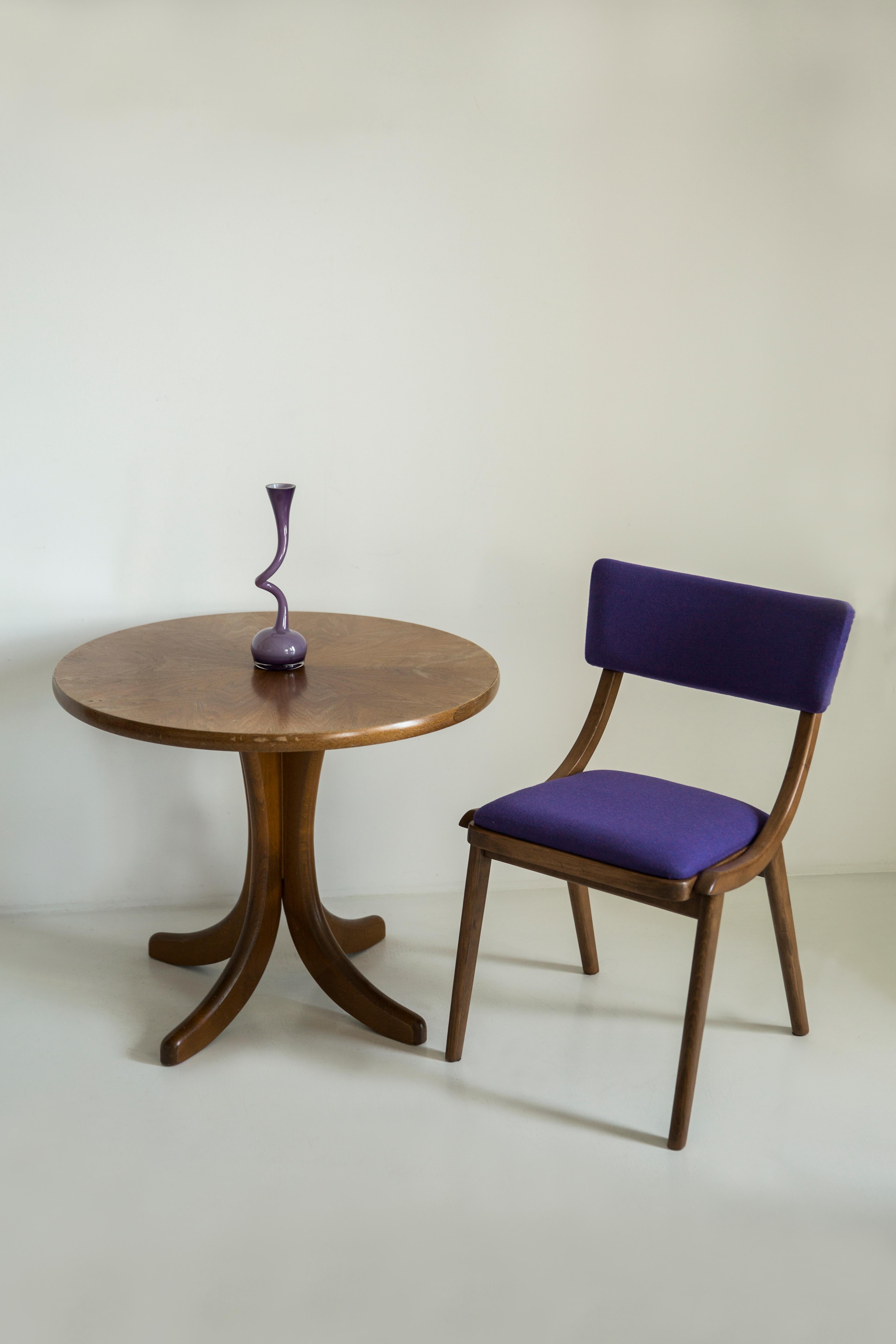 MY MODERN Stuhl Bumerang, lila-violette Wolle, Polen, 1960er Jahre im Angebot 9