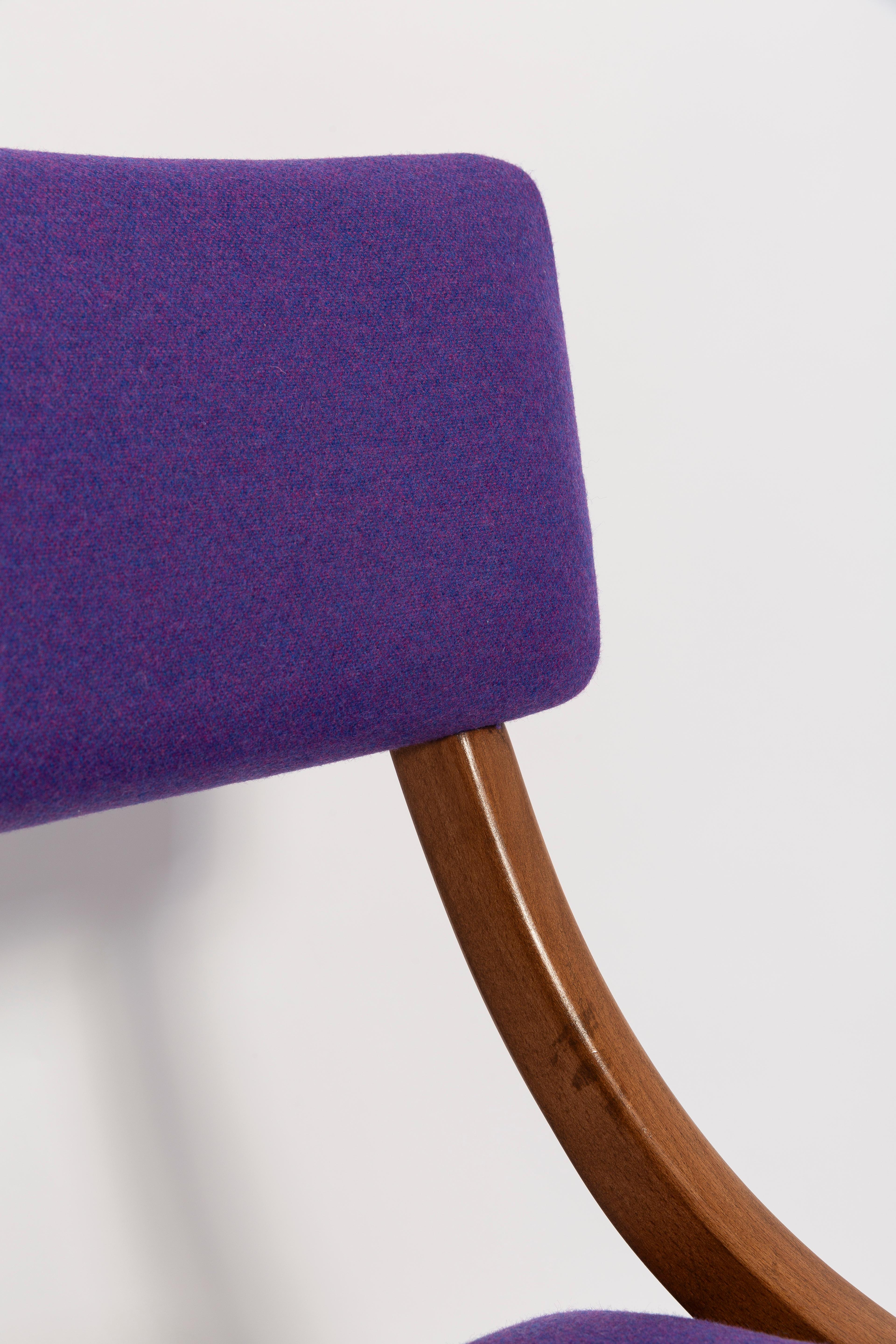 Hand-Crafted Mid Century Modern Bumerang Chair, Purple Violet Wool, Poland, 1960s For Sale
