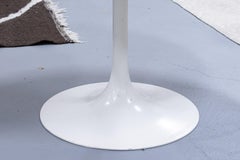 Mid Century Modern Burke Saarinen Style Tulip Table