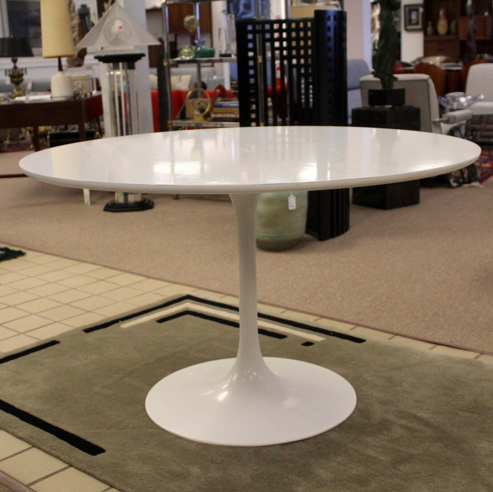 20th Century Mid-Century Modern Burke Set of 4 Tulip Armchairs & Dining or Dinette Table