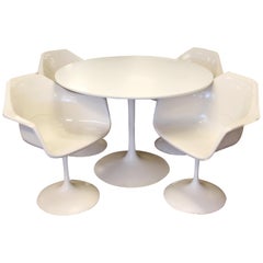 Mid-Century Modern Burke Tulip Dining Dinette Set Tisch 4 Muschelsessel:: 1960er Jahre