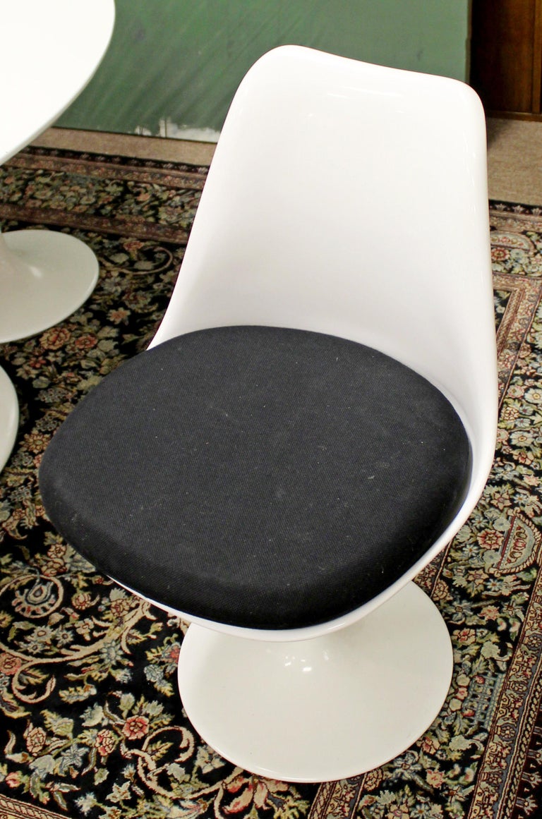 MidCentury Modern Burke Tulip Dining Table 4 Chairs Set 1960s Saarinen